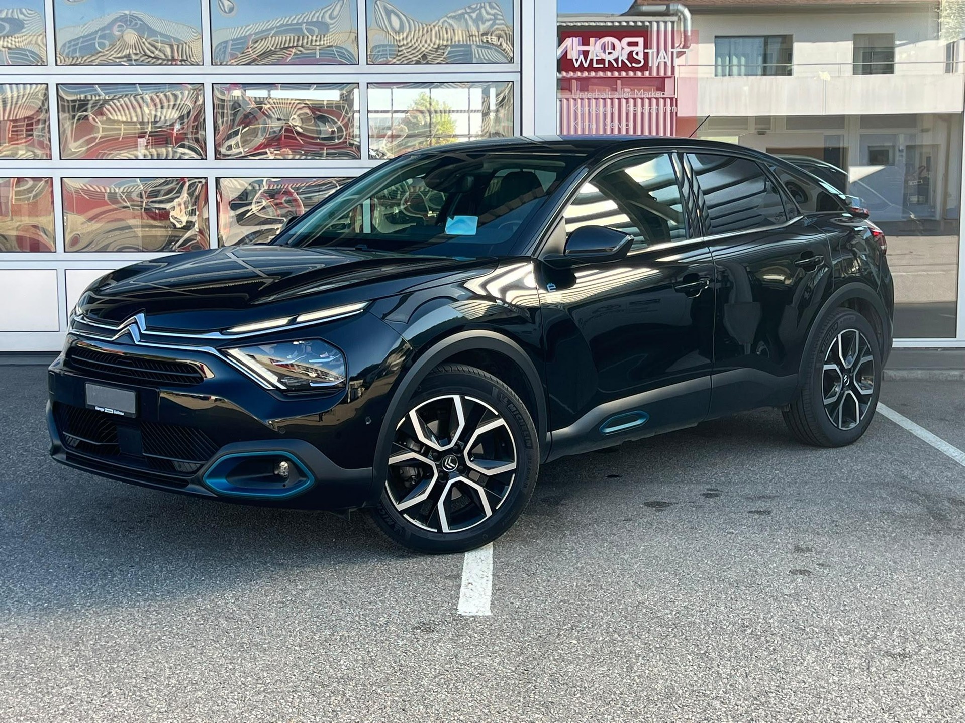 CITROEN Citroën e-C4 Shine-image-2