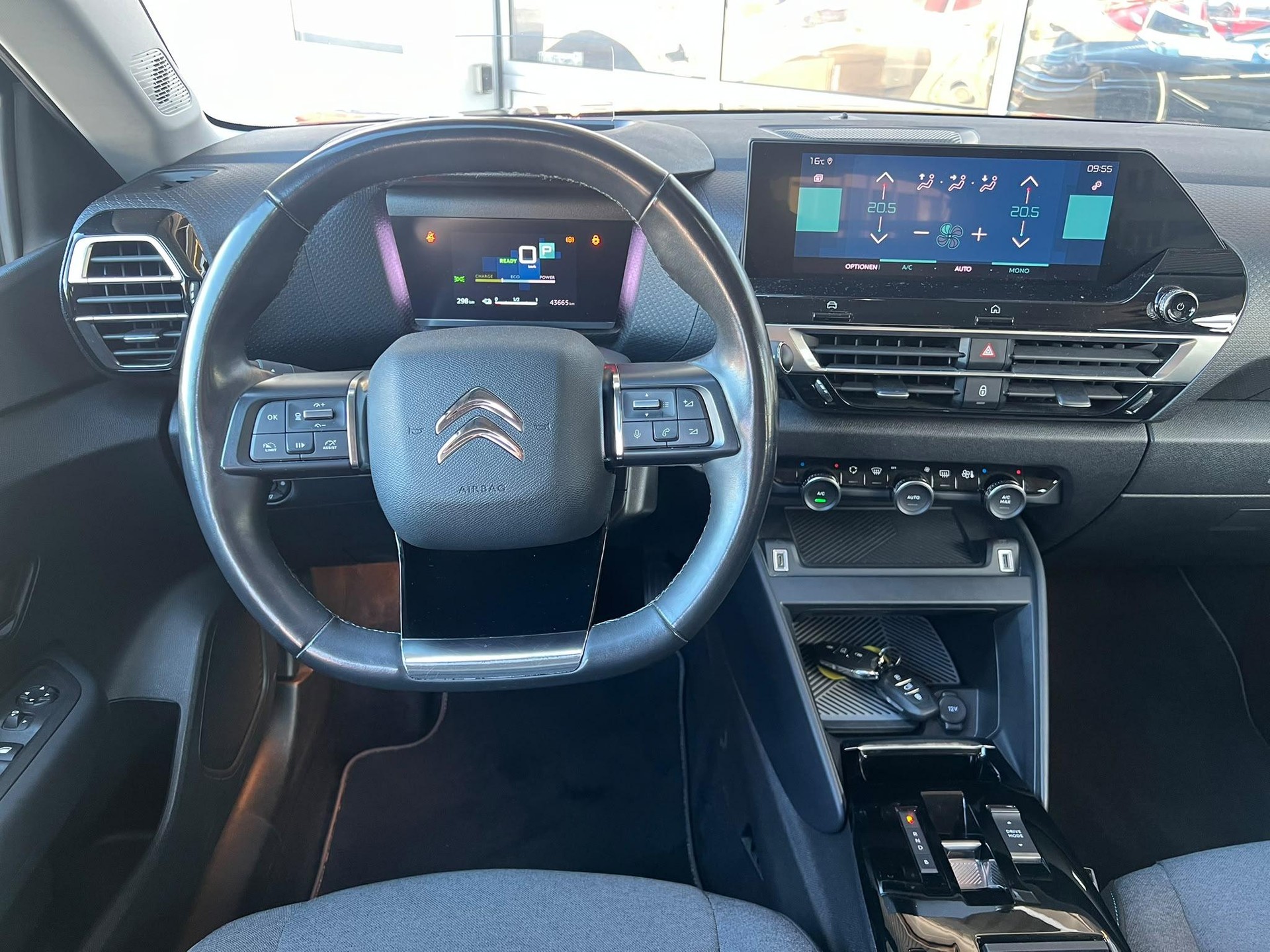 CITROEN Citroën e-C4 Shine-image-18
