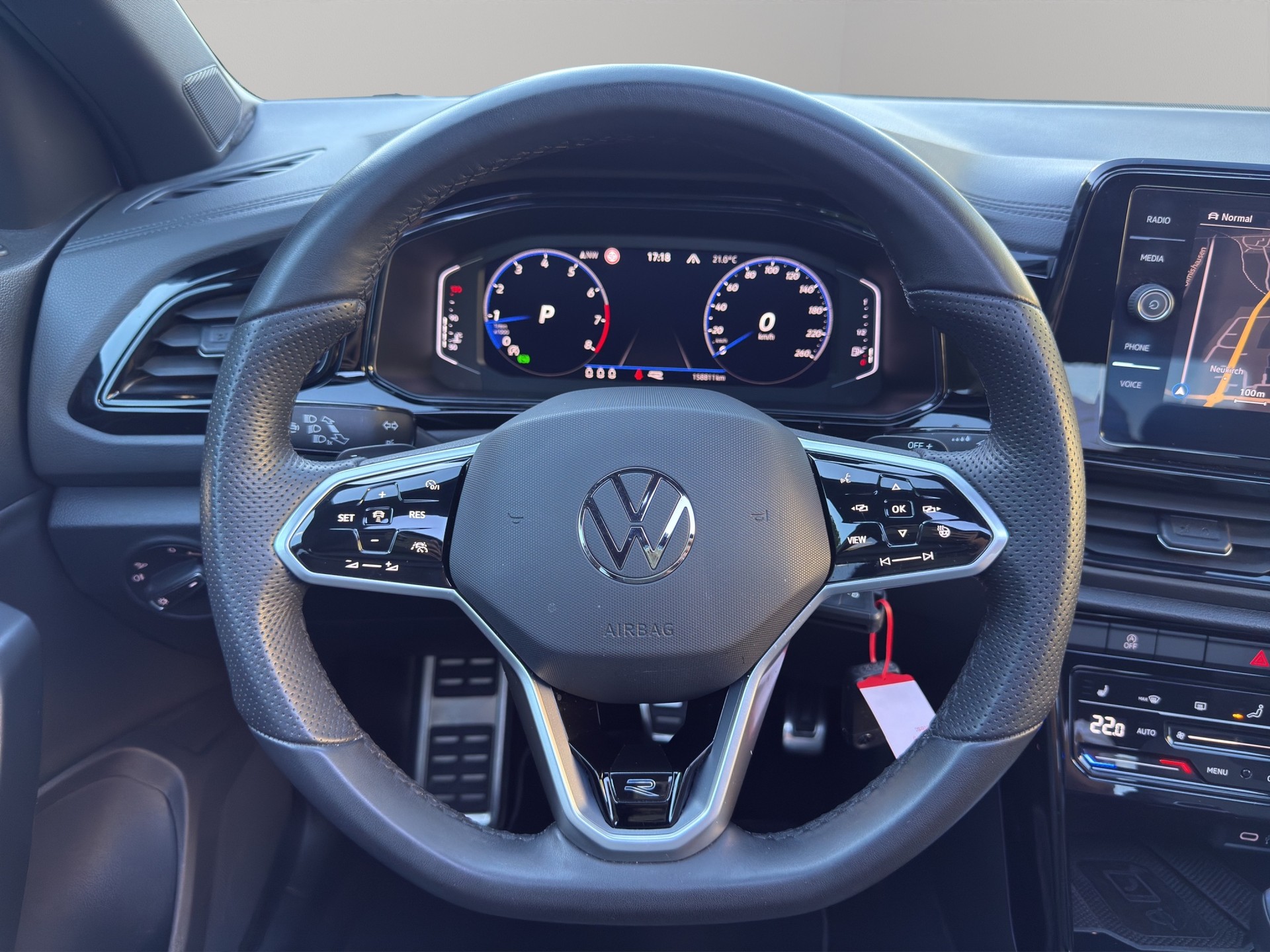 VW T-Roc 2.0 TSI R-Line DSG 4Motion-image-15