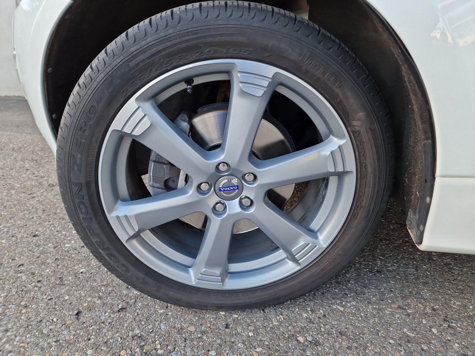 VOLVO XC60 2.4 D4 Summum AWD-image-11