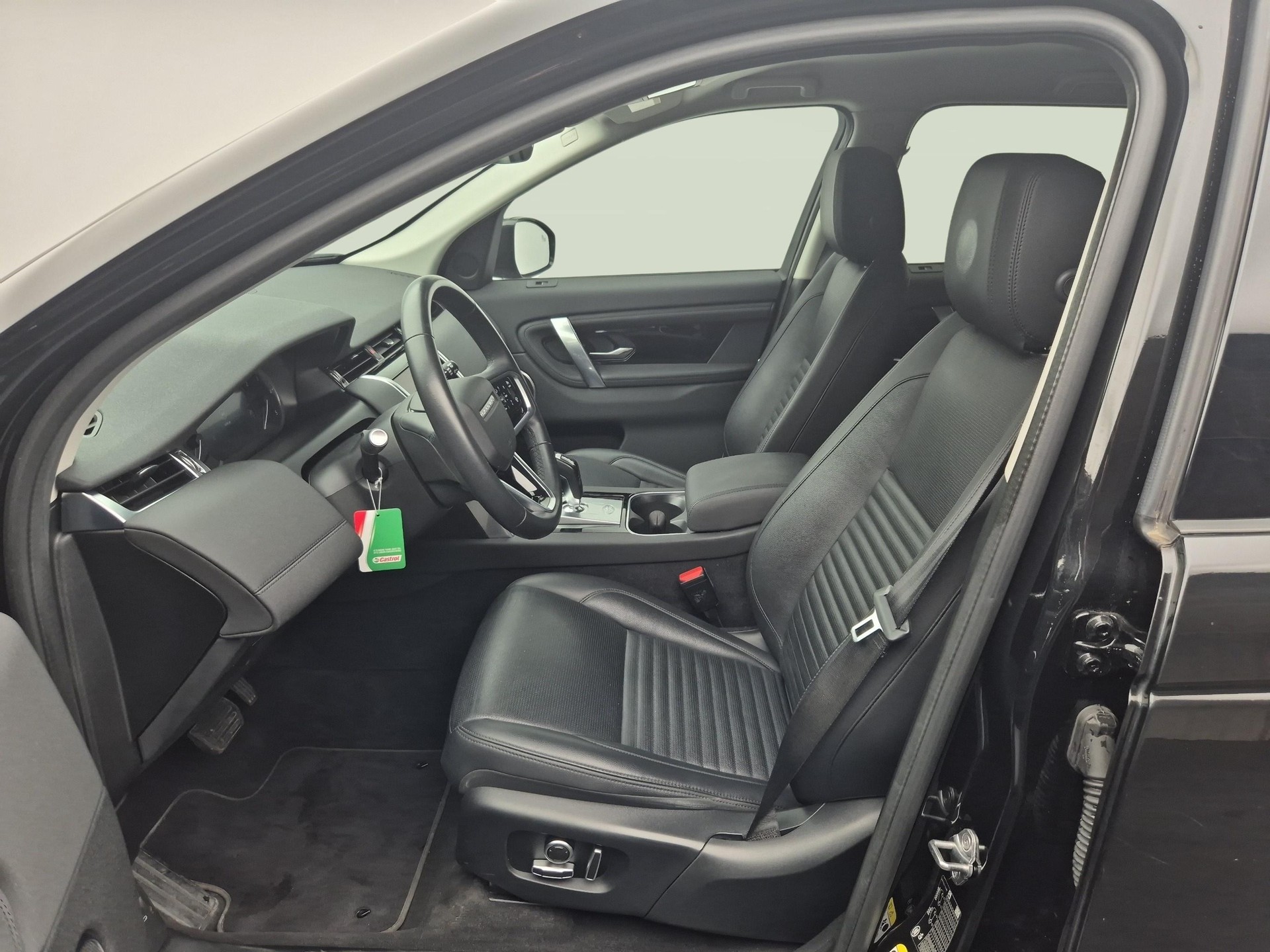 LAND ROVER Discovery Sport 2.0 SD4 200 SE-image-2