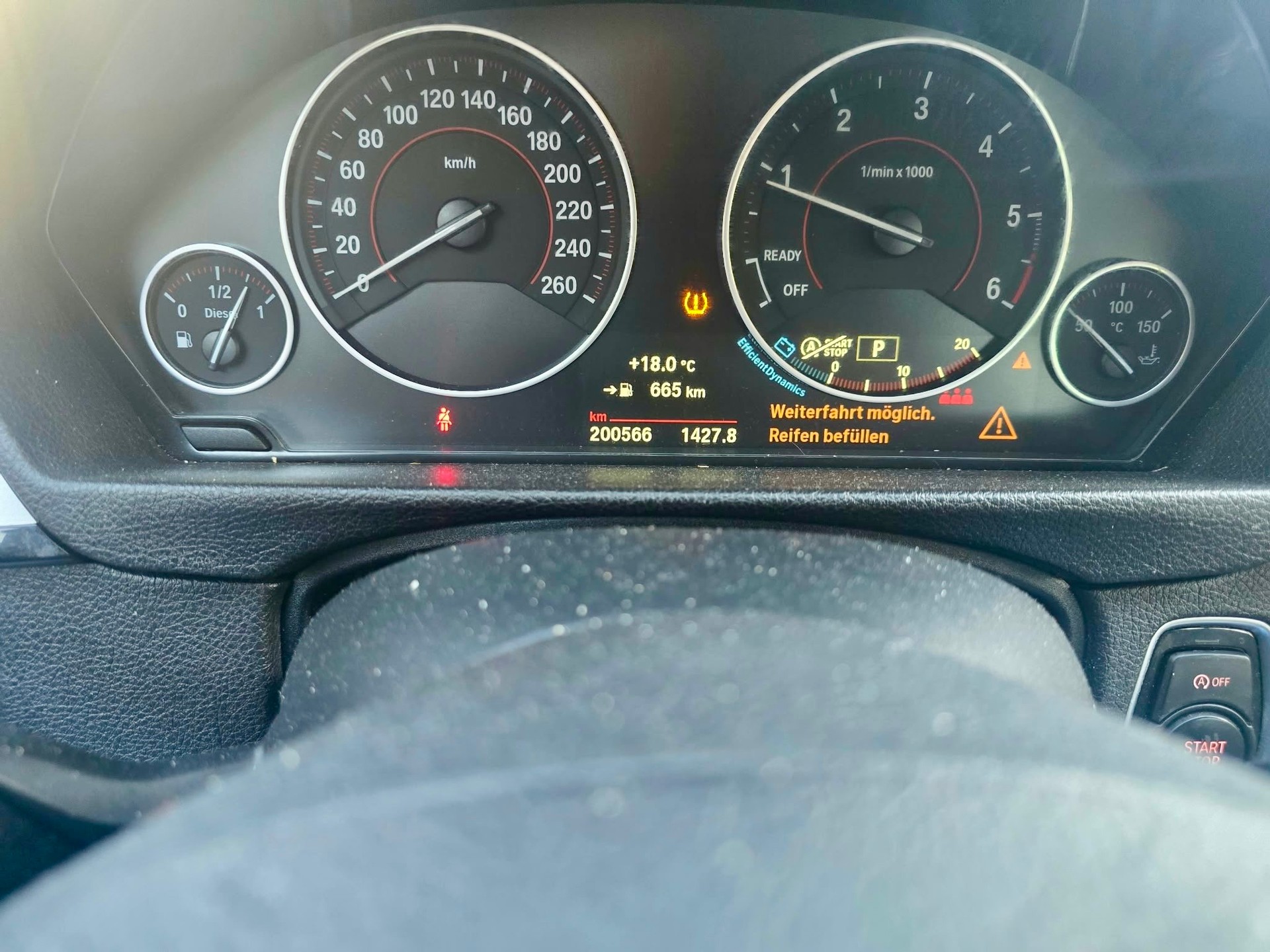 BMW 320d xDrive Touring Edition Sport Line Steptronic-image-12