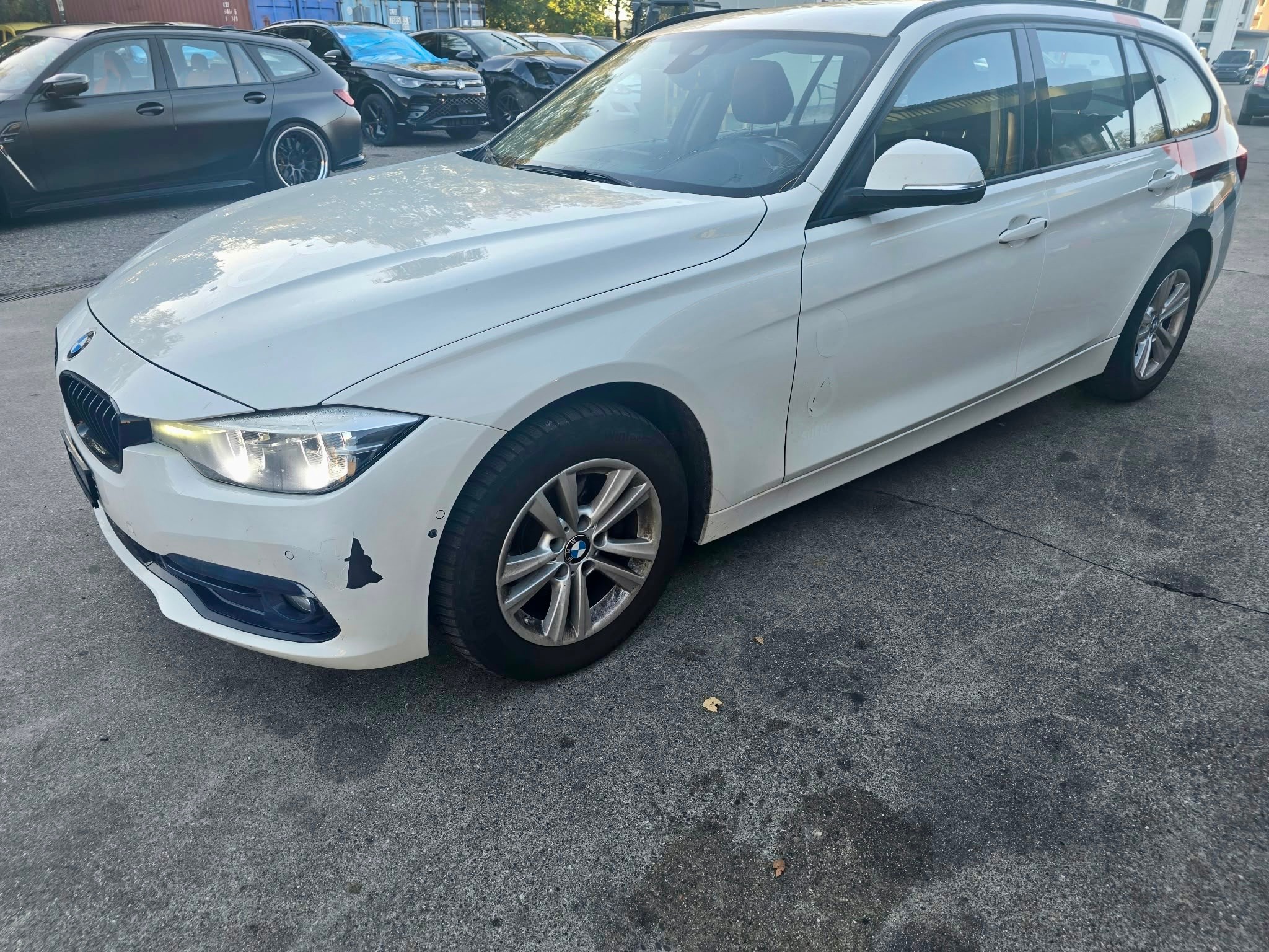 Car photo