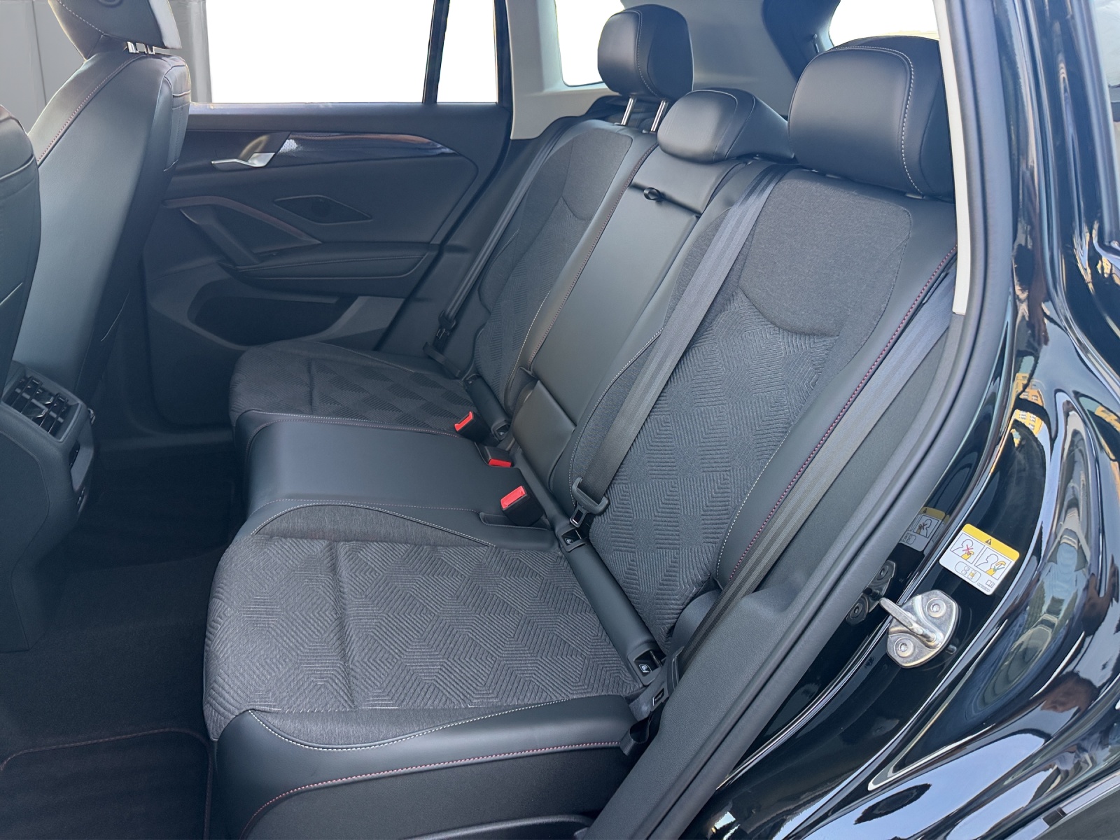 VW Tiguan 2.0 TSI DSG United 4Motion-image-10