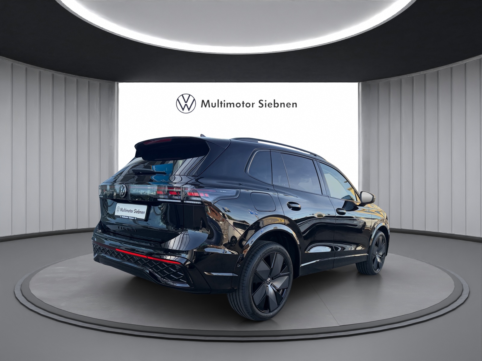 VW Tiguan 2.0 TSI DSG United 4Motion-image-4