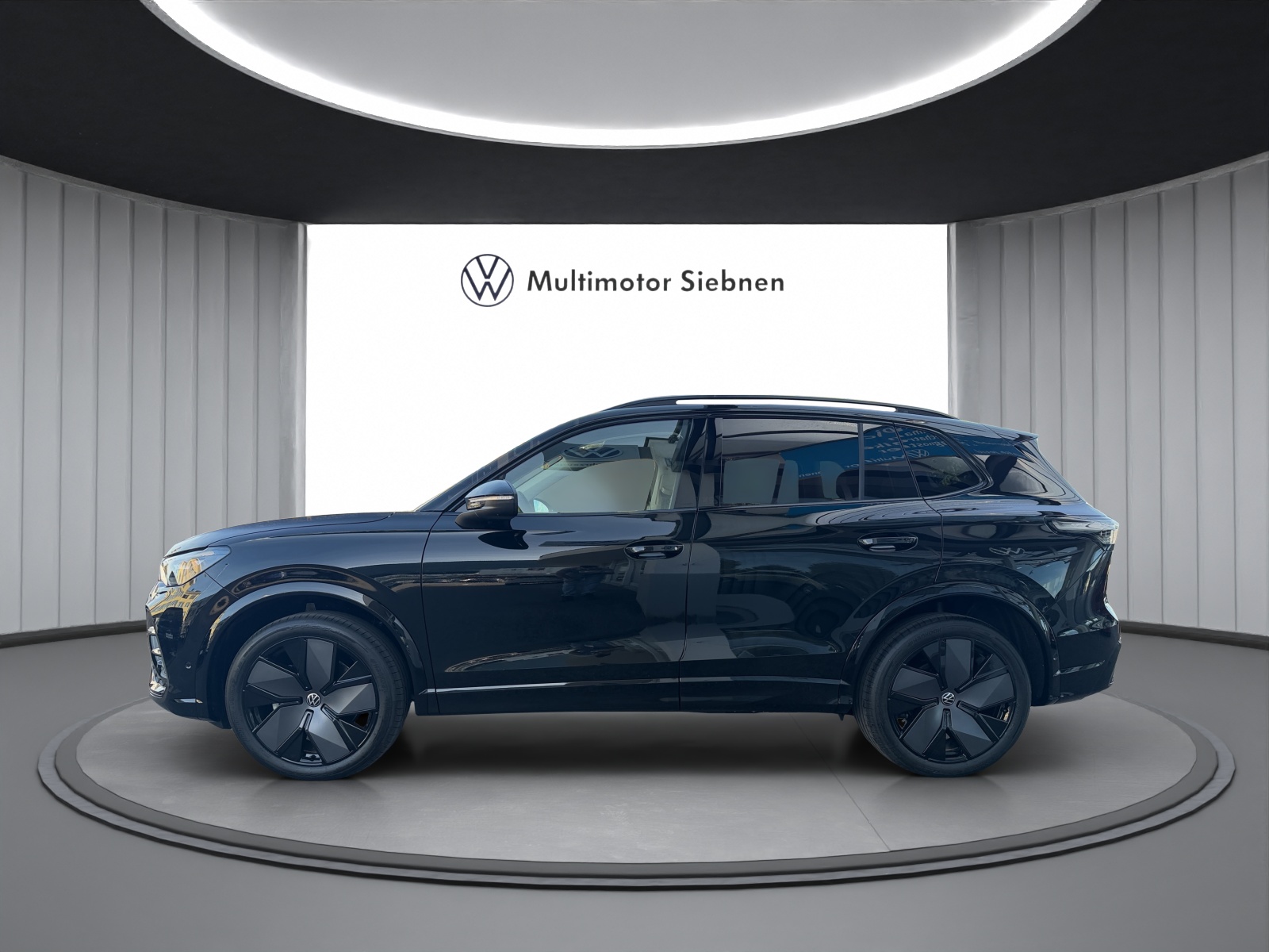 VW Tiguan 2.0 TSI DSG United 4Motion-image-1