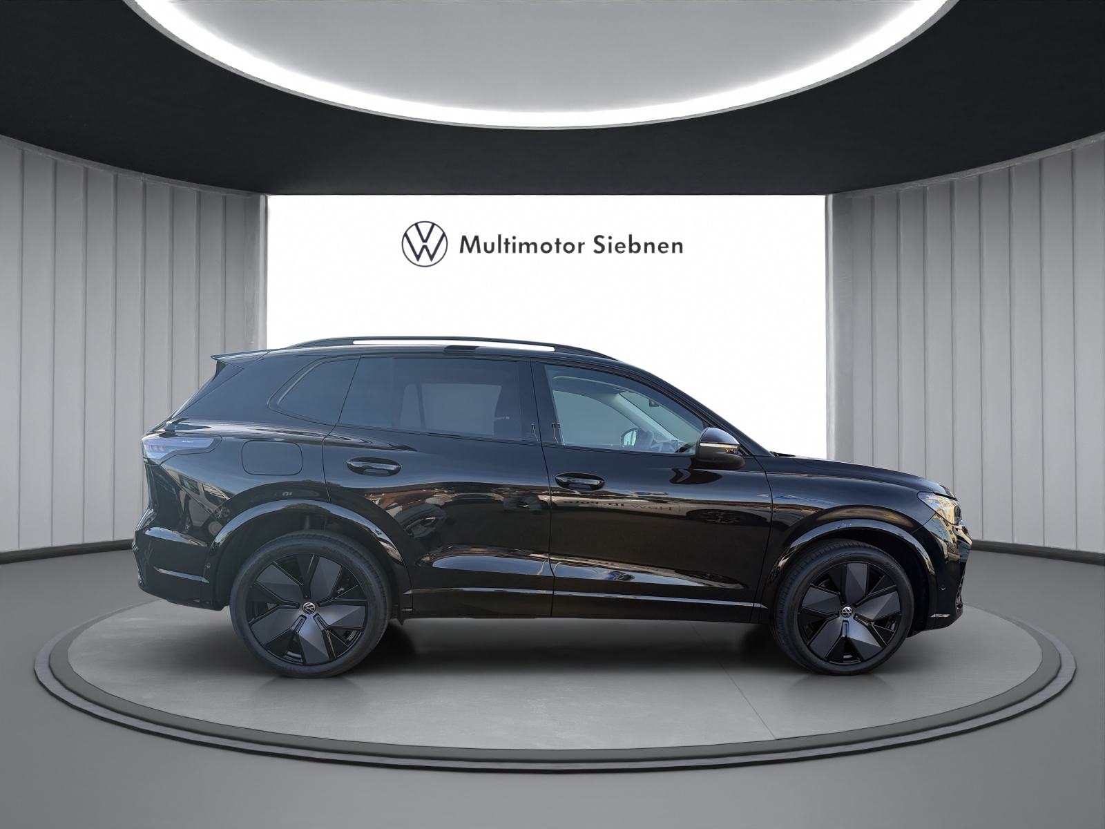 VW Tiguan 2.0 TSI DSG United 4Motion-image-5