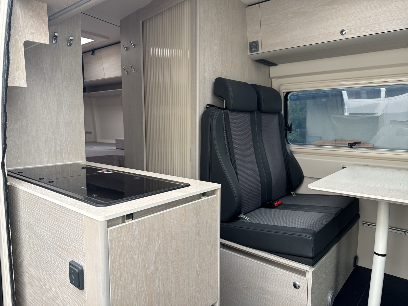TOURNE MOBIL 6.4 Cruise - Heavy Chassis 180 PS-image-10
