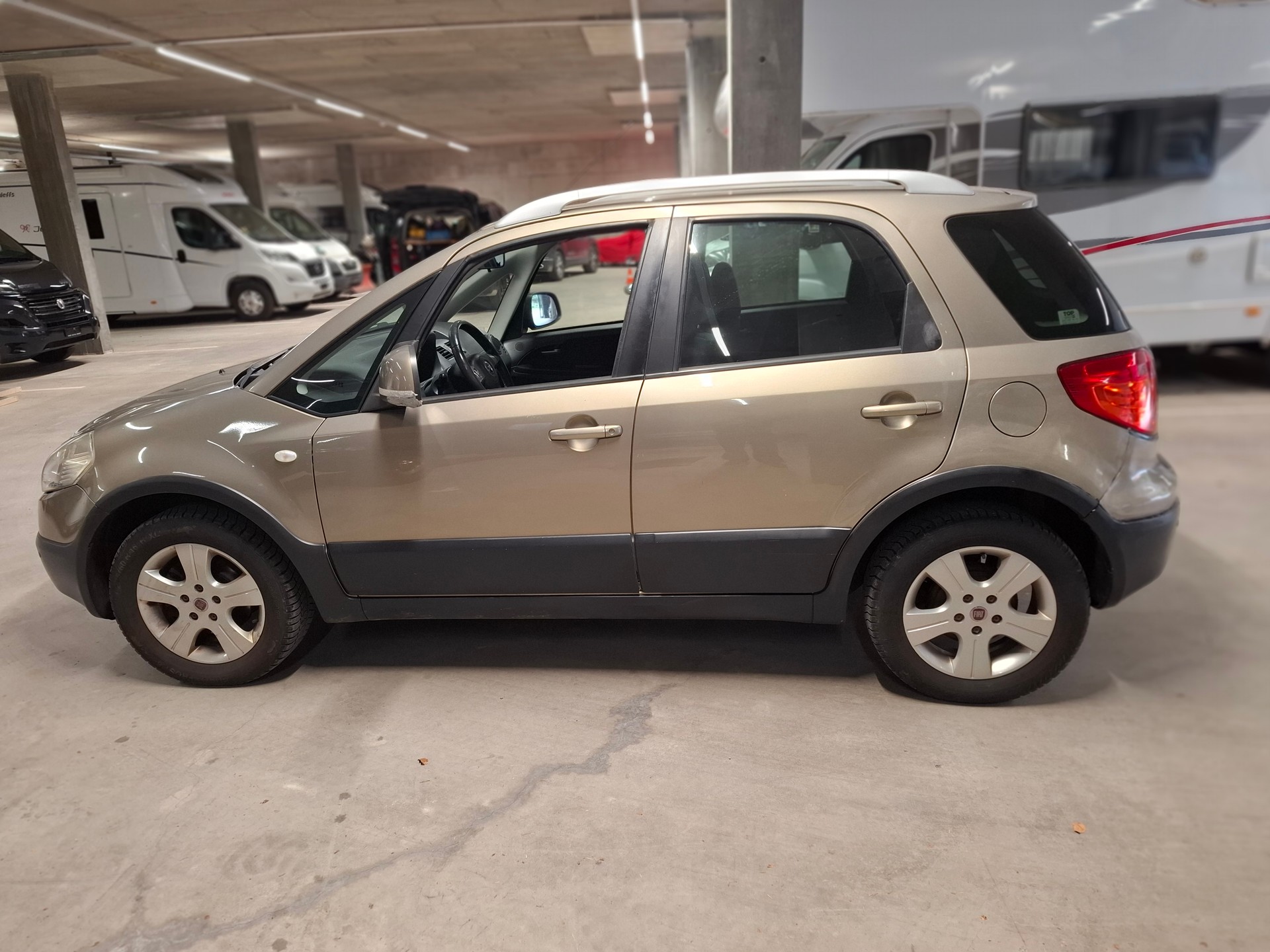 FIAT Sedici 1.6 4WD Dynamic-image-3