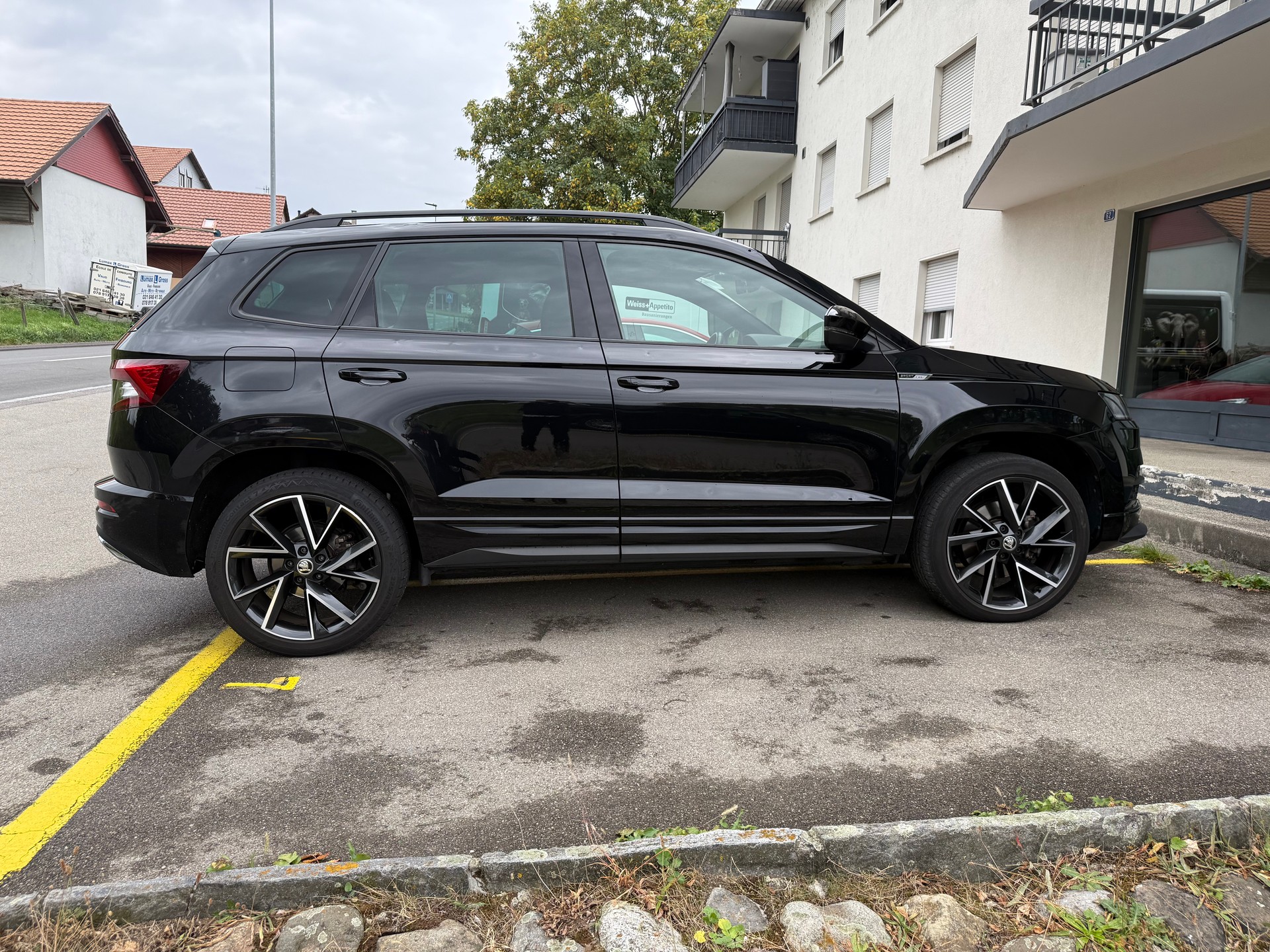 SKODA Karoq 2.0 TDI CR SportLine 4x4 DSG-image-4