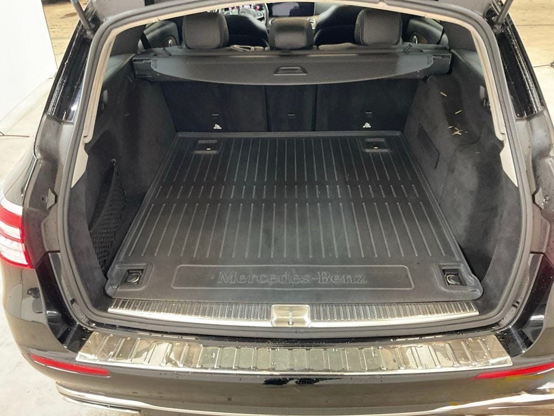 MERCEDES-BENZ E 220 d Exclusive 4Matic 9G-Tronic-image-6