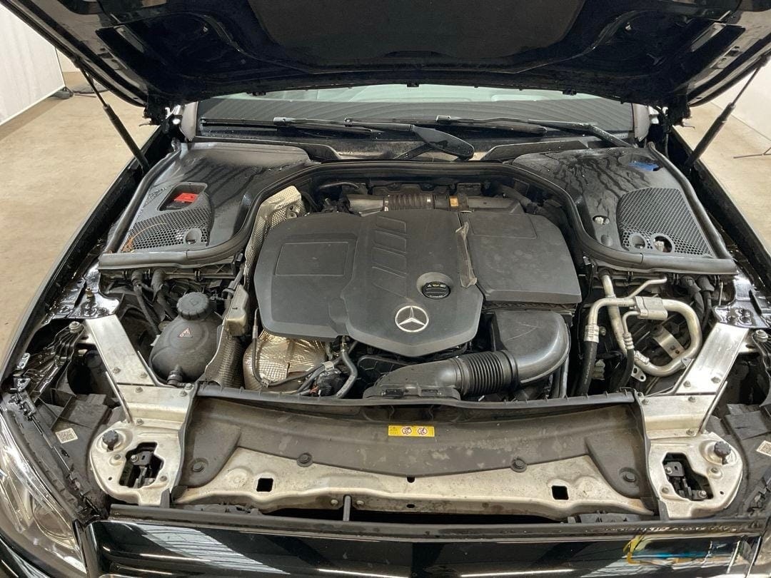 MERCEDES-BENZ E 220 d Exclusive 4Matic 9G-Tronic-image-7