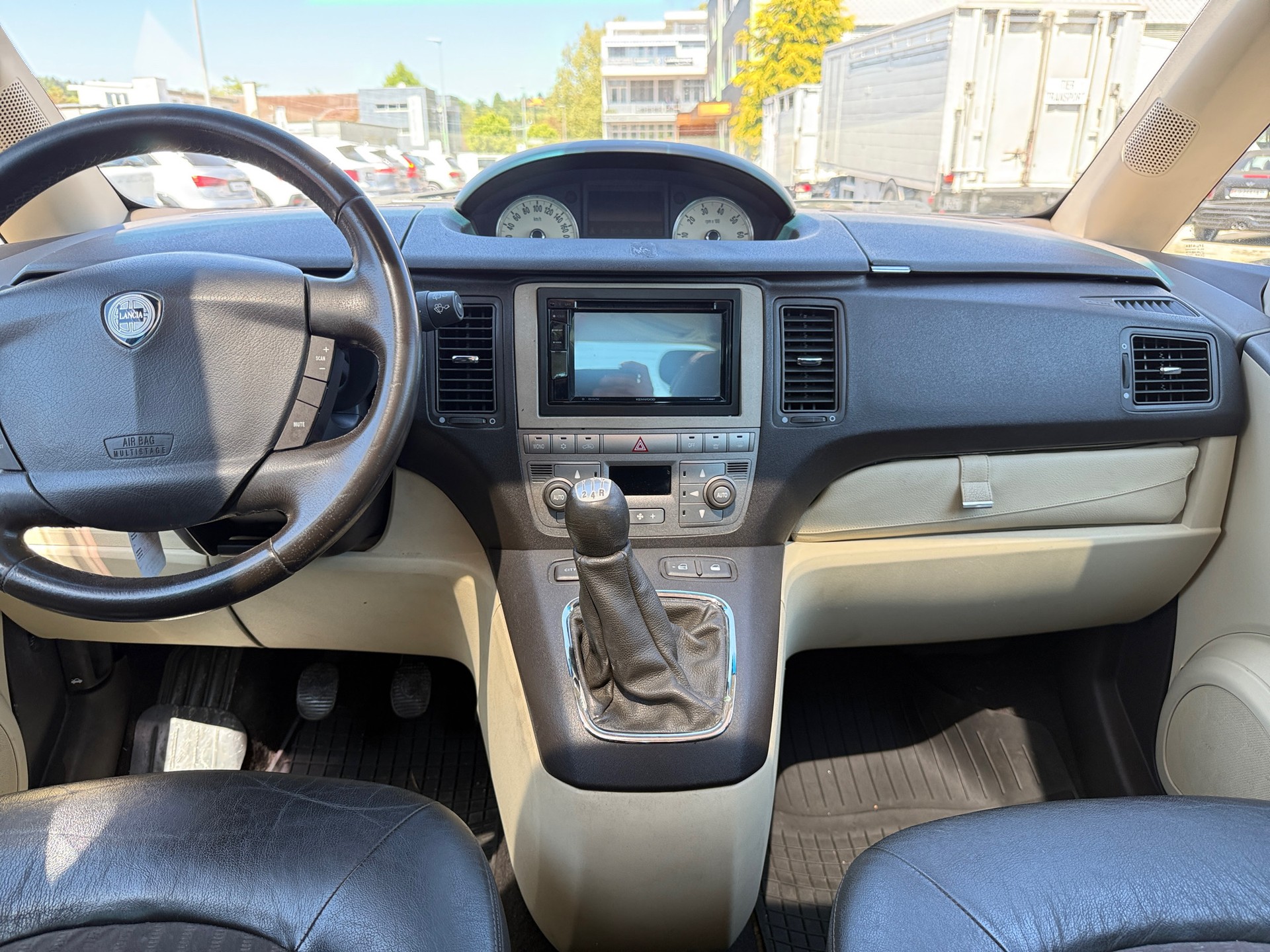 LANCIA Musa 1.9 JTD Oro-image-9