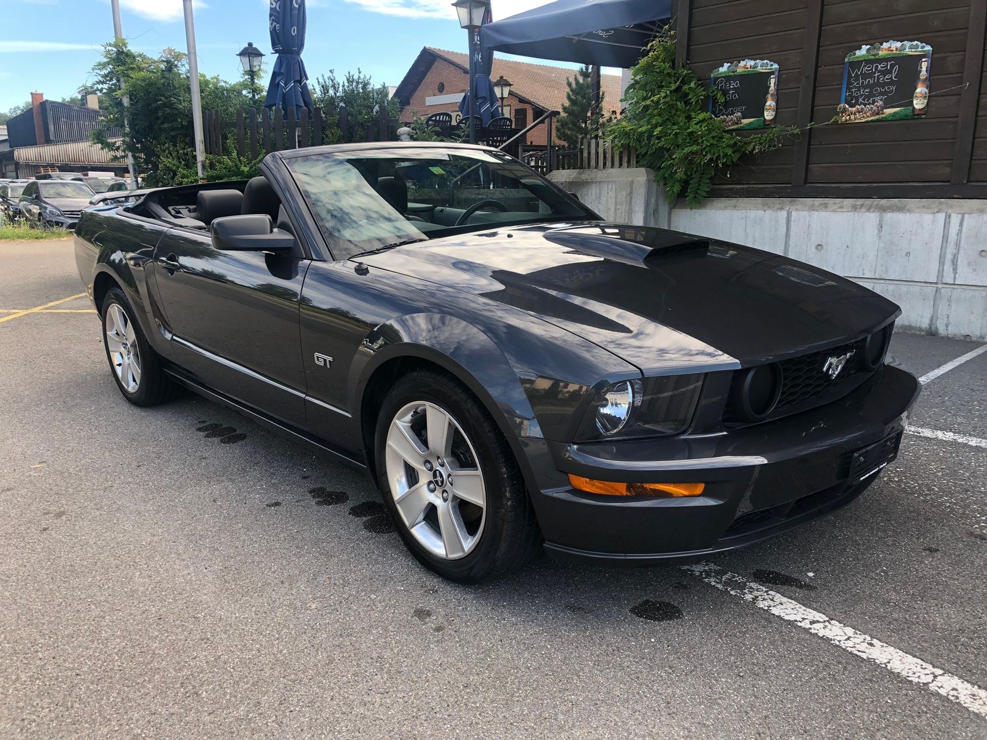 FORD MUSTANG GT-image-4