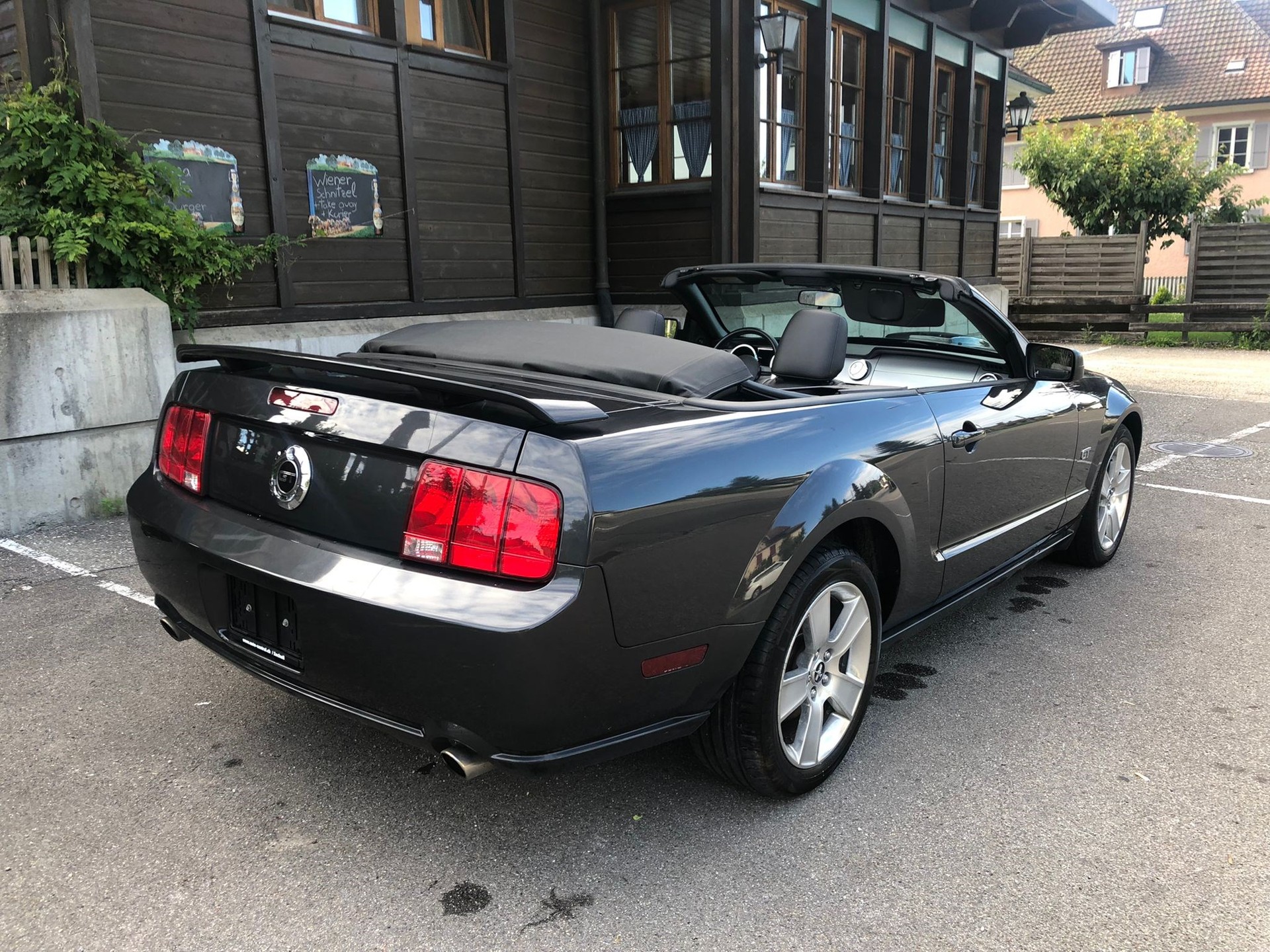 FORD MUSTANG GT-image-5