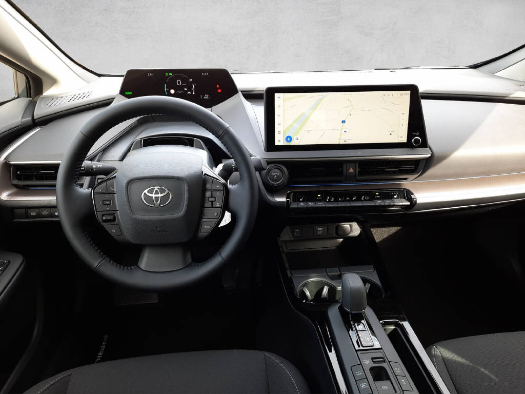 TOYOTA Prius 2.0 Plug-In-Hybrid Style-image-5