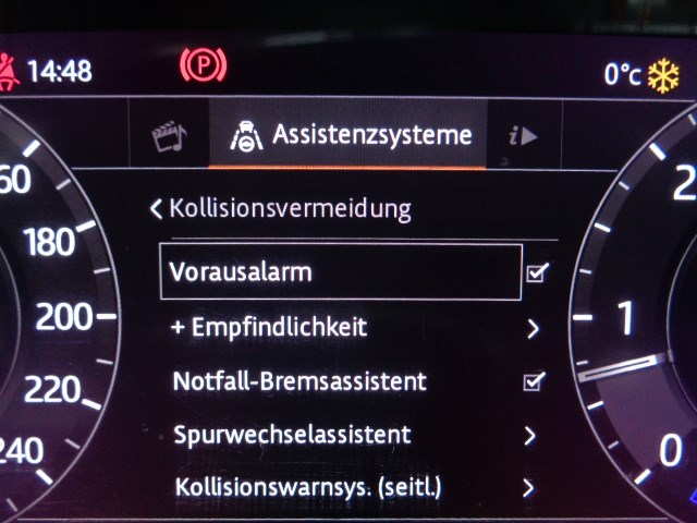 LAND ROVER Range Rover 3.0 SDV6 Vogue Automatic-image-8