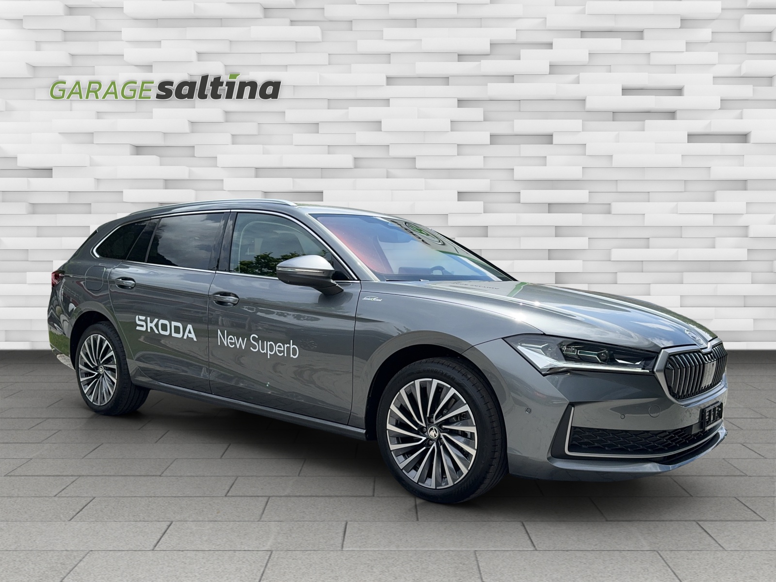 SKODA Superb Combi 2.0 TDi L&K 4x4 DSG-image-3