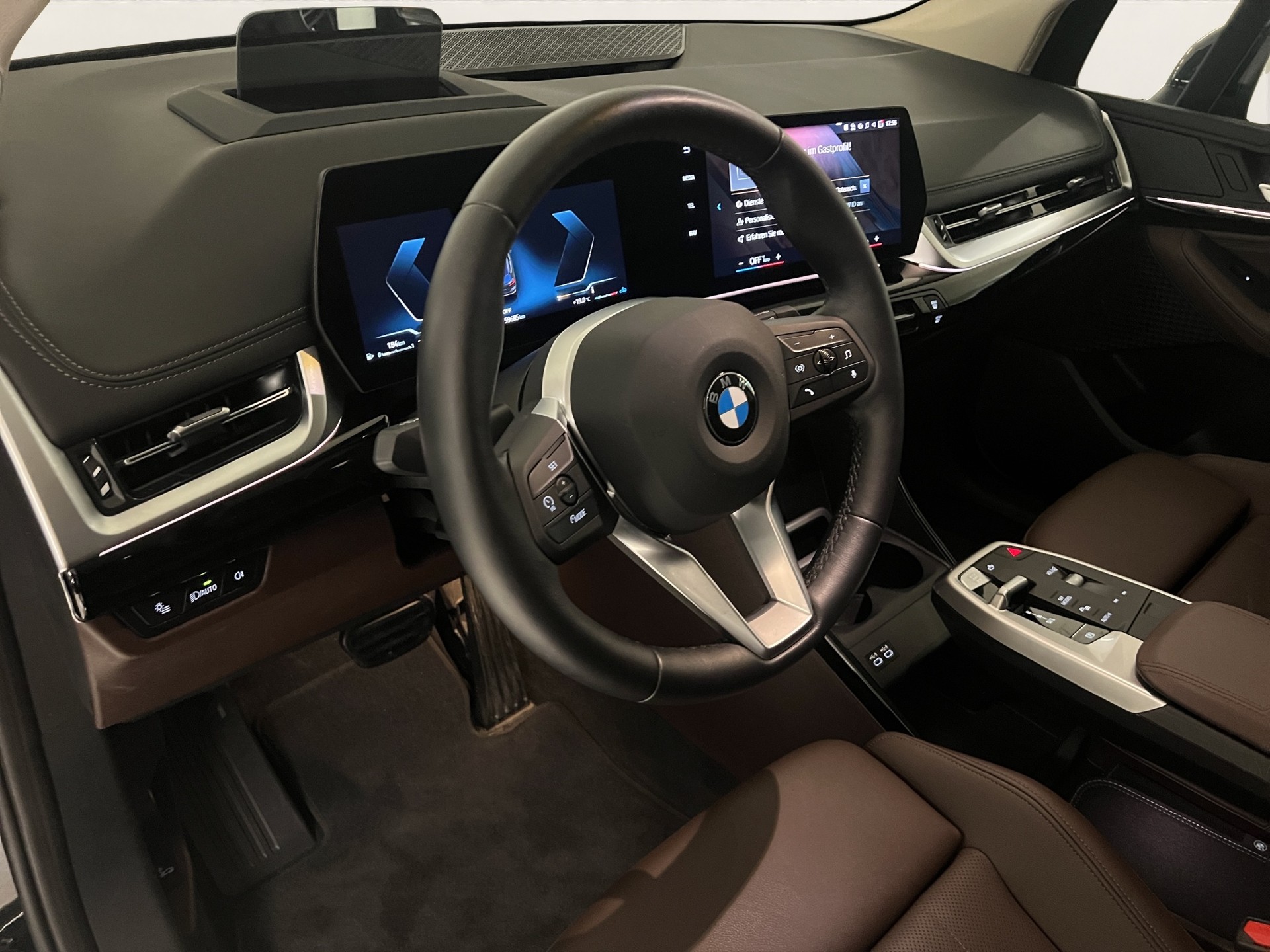 BMW 223i Act. T. xDr. Luxury-image-10