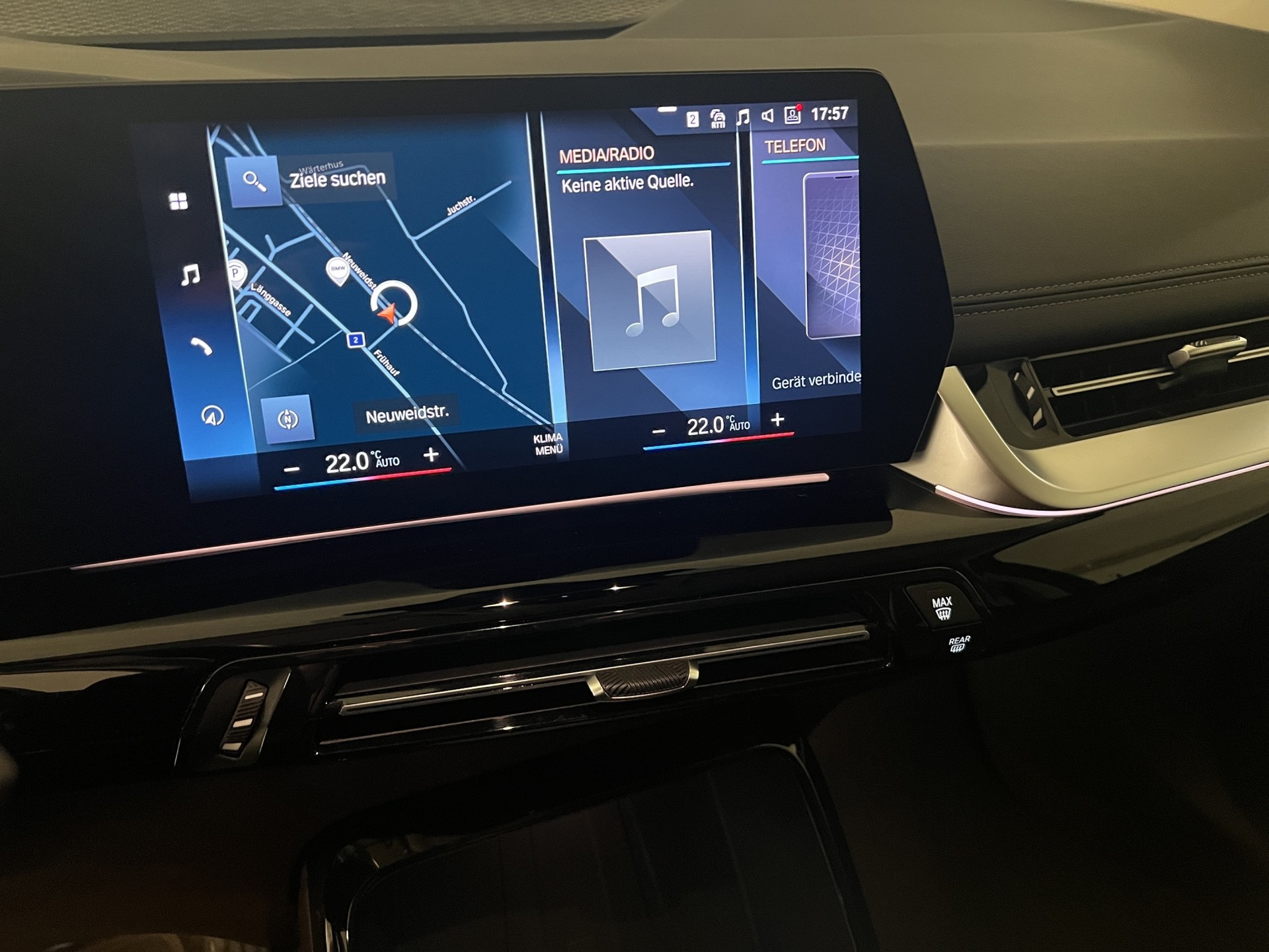 BMW 223i Act. T. xDr. Luxury-image-13