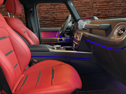 MERCEDES-BENZ G 63 AMG-image-12