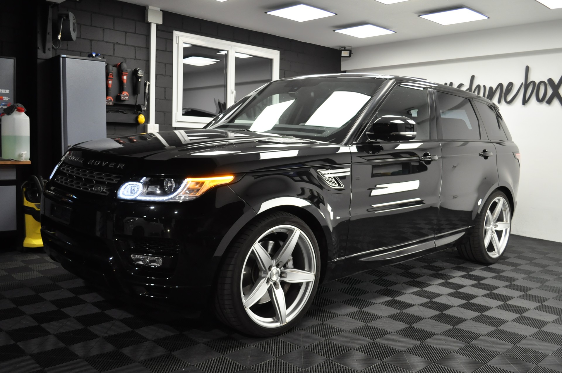 LAND ROVER Range Rover Sport 3.0 SDV6 HSE Automatic-image-2