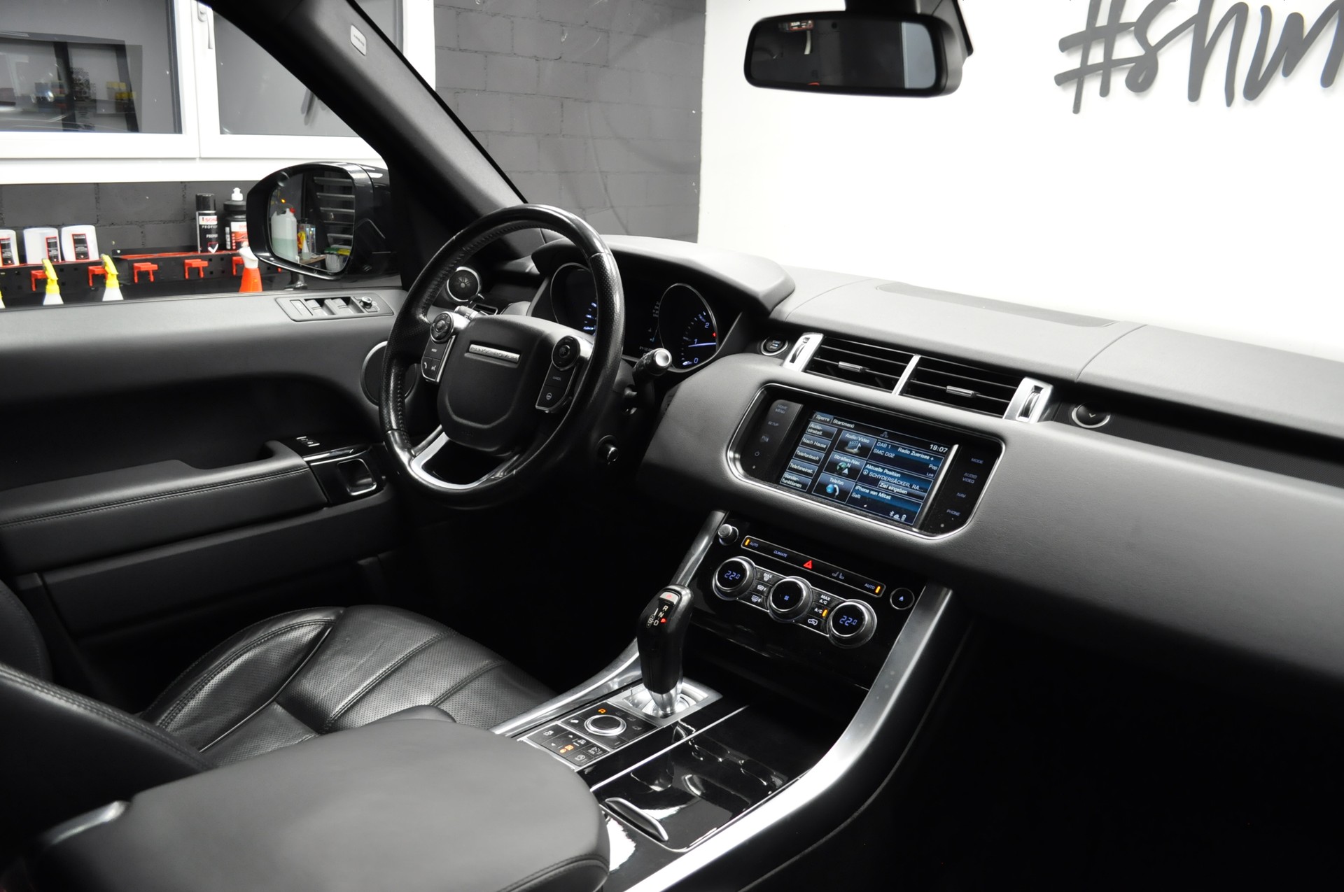 LAND ROVER Range Rover Sport 3.0 SDV6 HSE Automatic-image-6