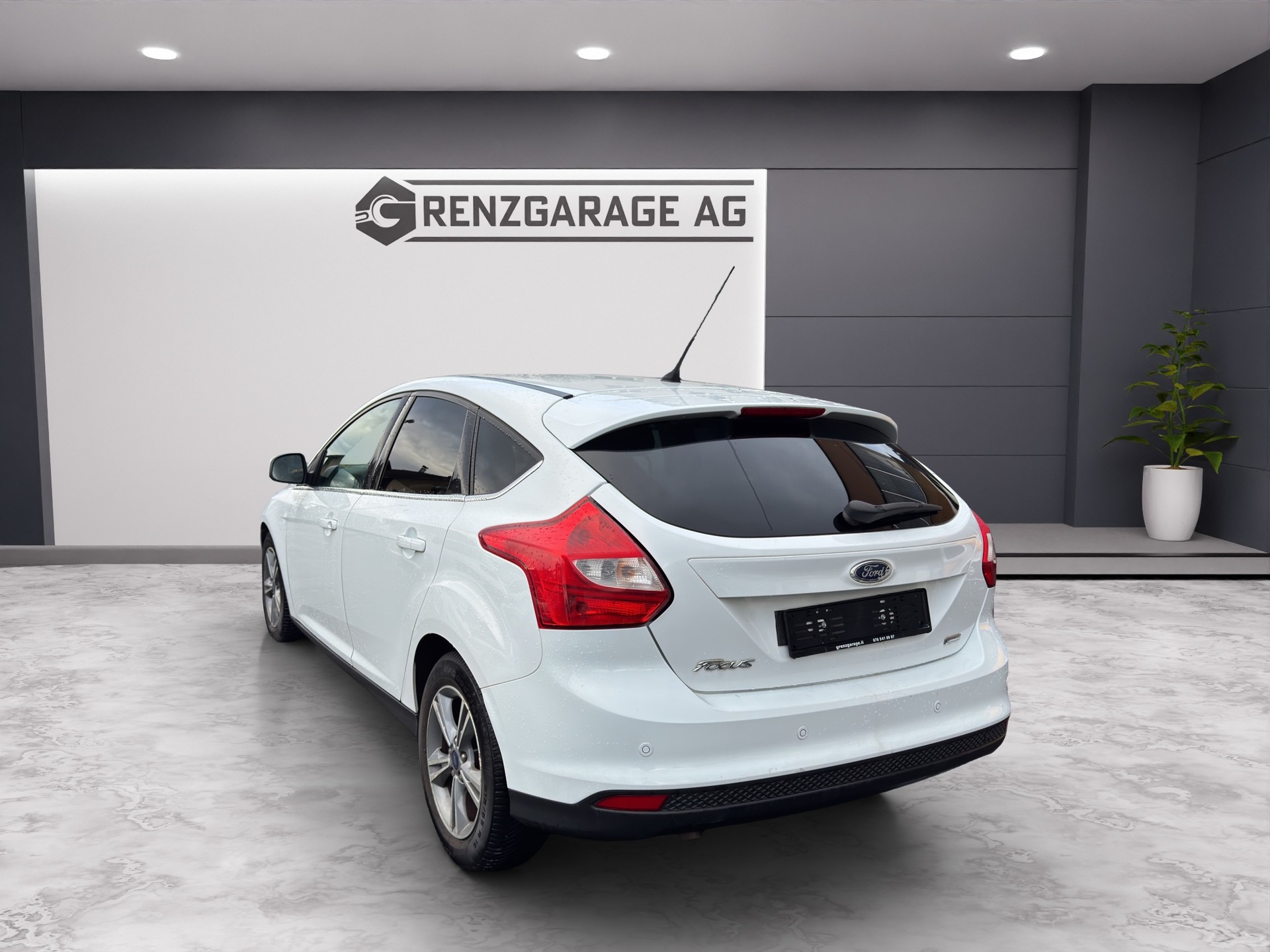 FORD FOCUS-image-7
