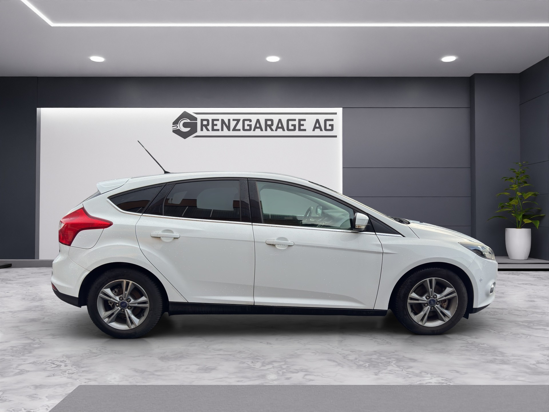 FORD FOCUS-image-3