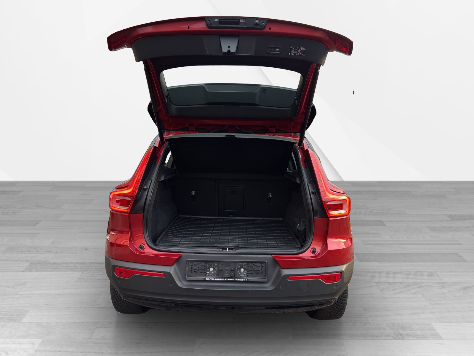 VOLVO XC40 Recharge P8 Twin AWD Pure Electric Plus-image-12