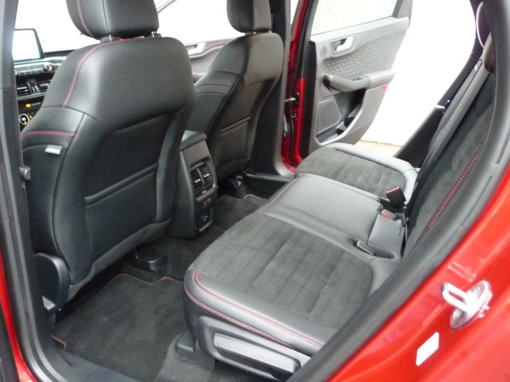 FORD Kuga 2.0 TDCi EcoBlue ST-Line X 4WD-image-15