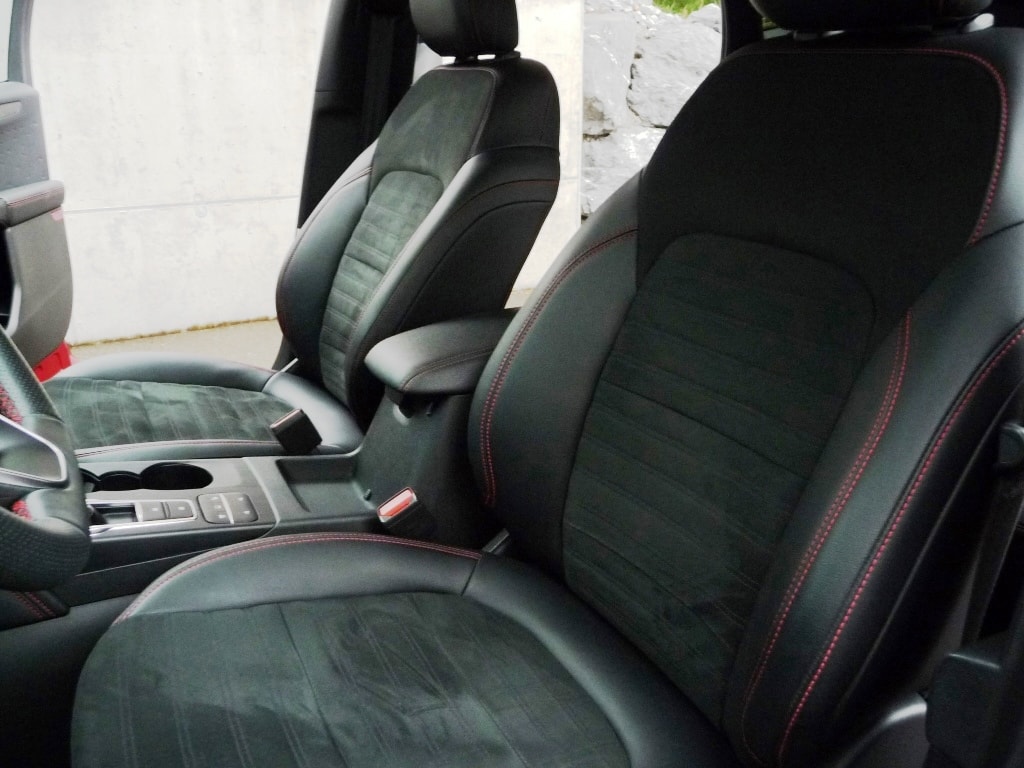 FORD Kuga 2.0 TDCi EcoBlue ST-Line X 4WD-image-9