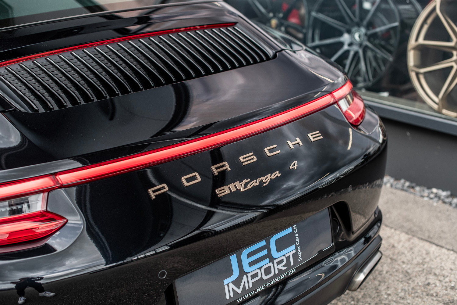 PORSCHE 911 Targa 4 PDK-image-8