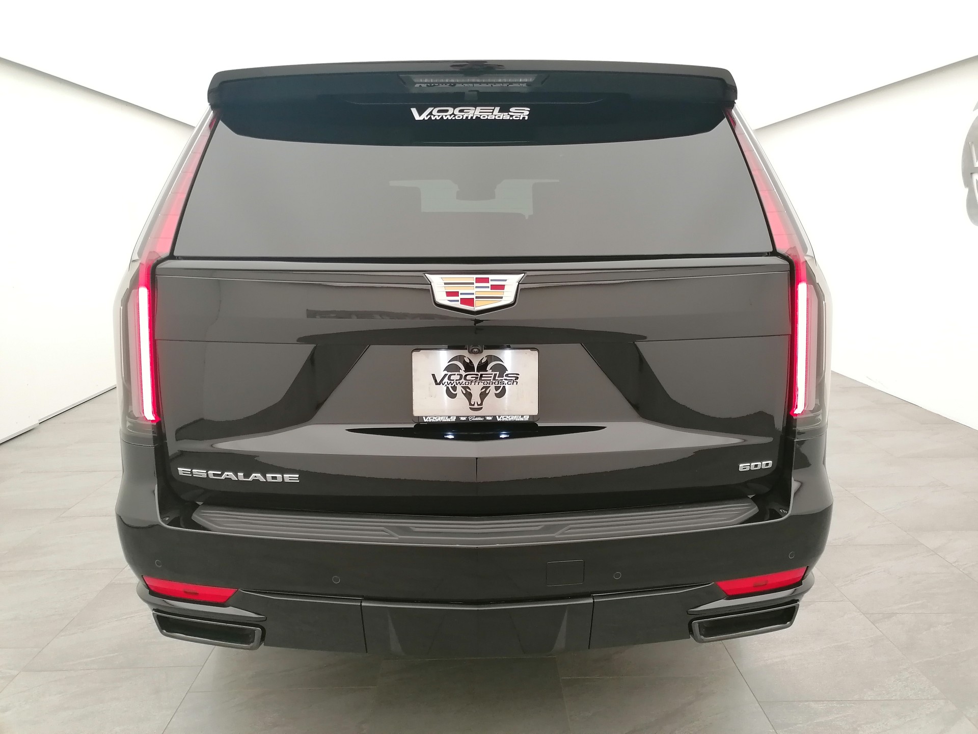 CADILLAC Escalade 6.2 Platinum Sport AWD-image-4