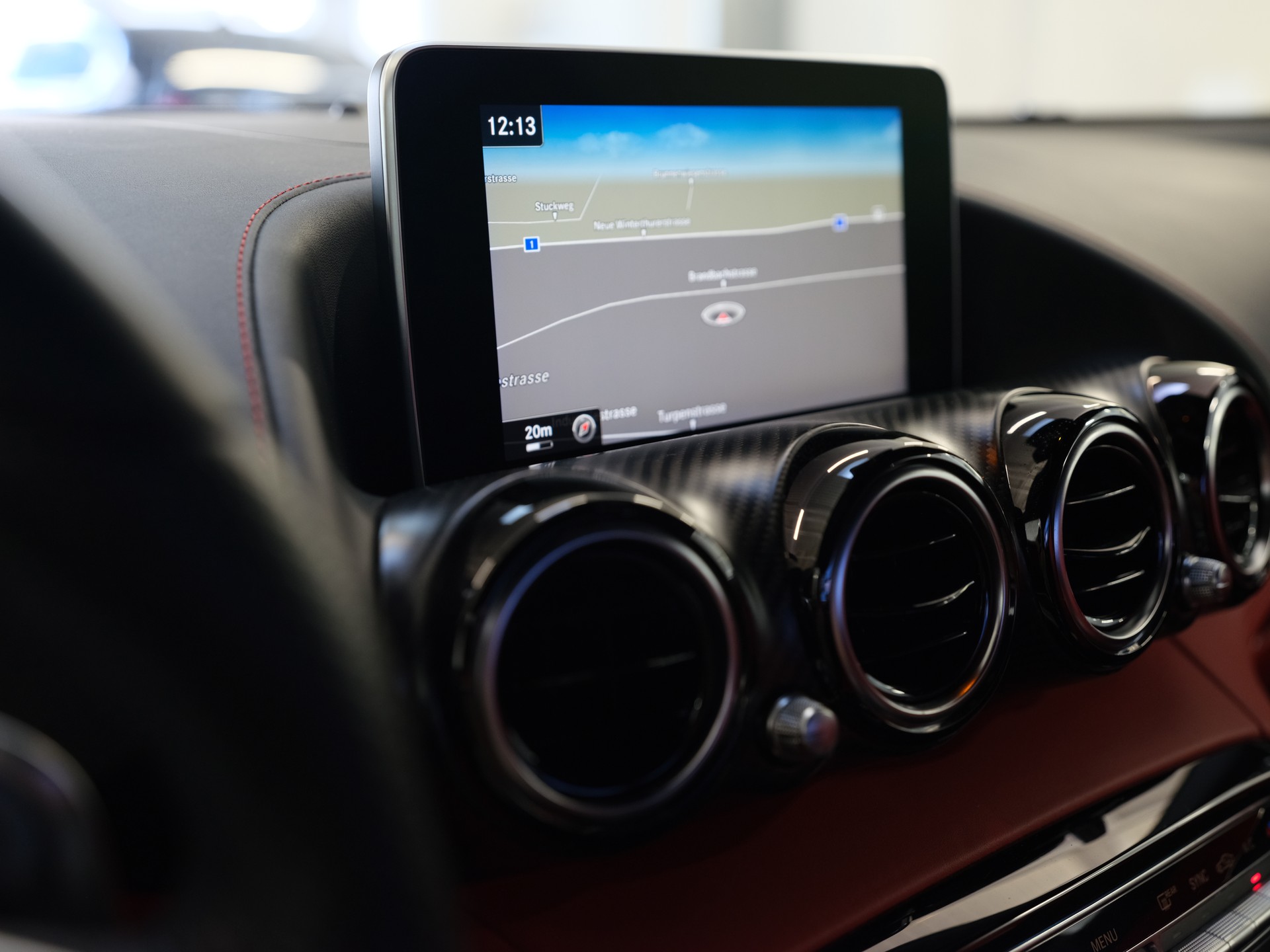 MERCEDES-BENZ AMG GT S Speedshift DCT-image-17