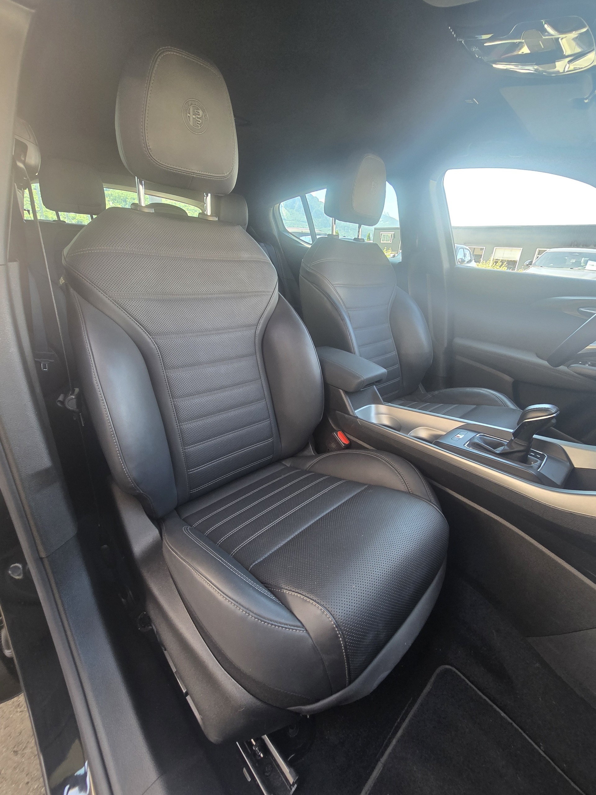 ALFA ROMEO Tonale 1.3 Plug-in-Hybrid Q4 Veloce Pack Premium-image-19