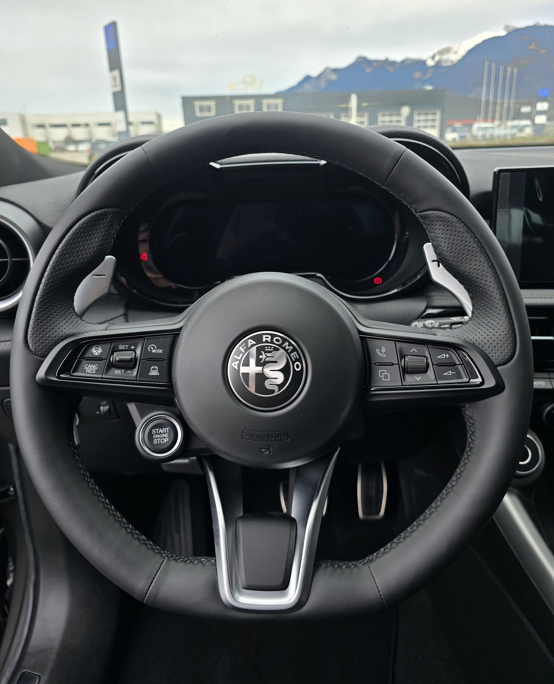 ALFA ROMEO Tonale 1.3 Plug-in-Hybrid Q4 Veloce Pack Premium-image-9