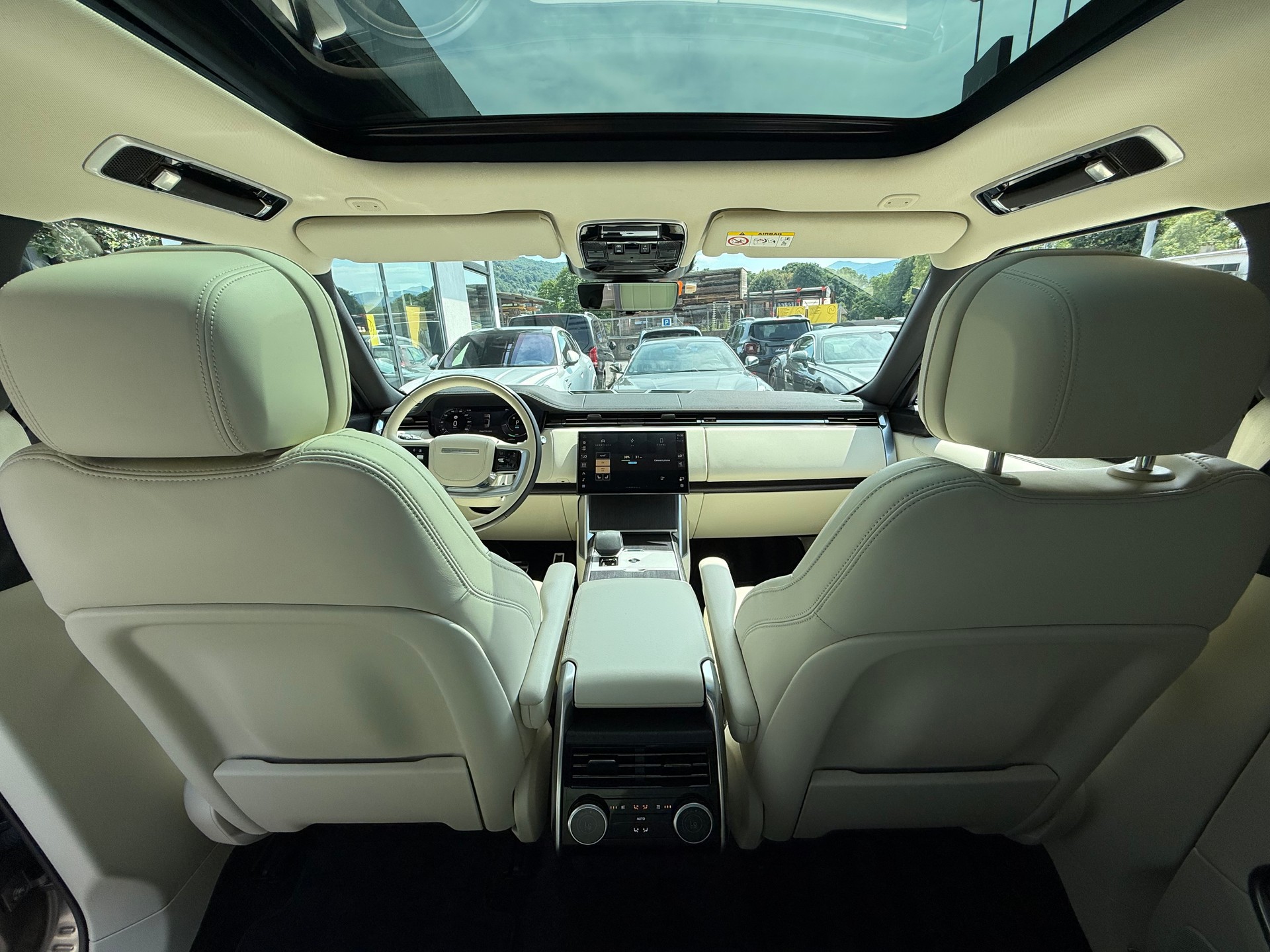 LAND ROVER Range Rover P550e Si6 PHEV HSE Automatic-image-16