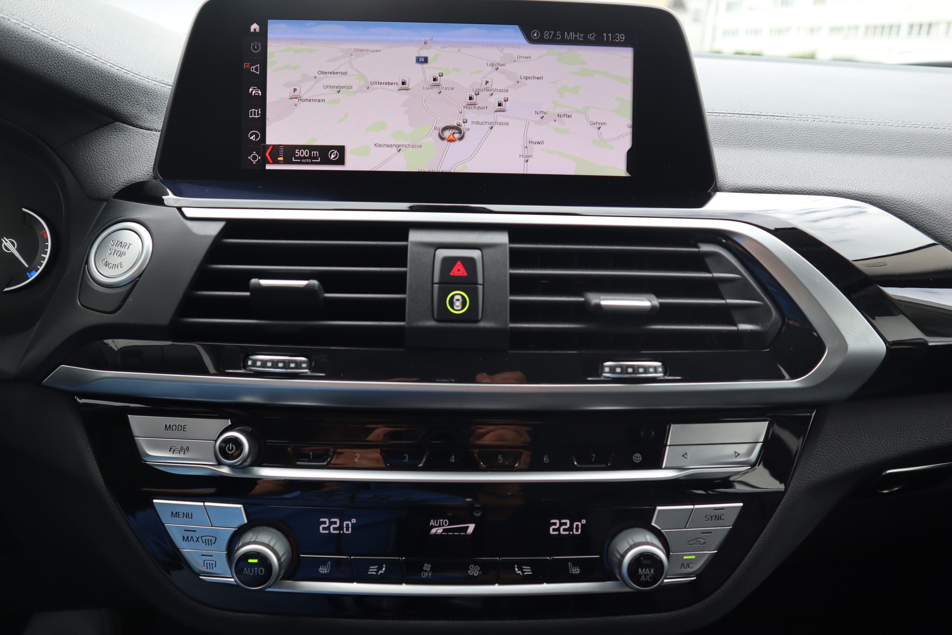 BMW X3 xDr 48V20d Luxury Line Steptronic 4x4 AHK Euro 6-image-8