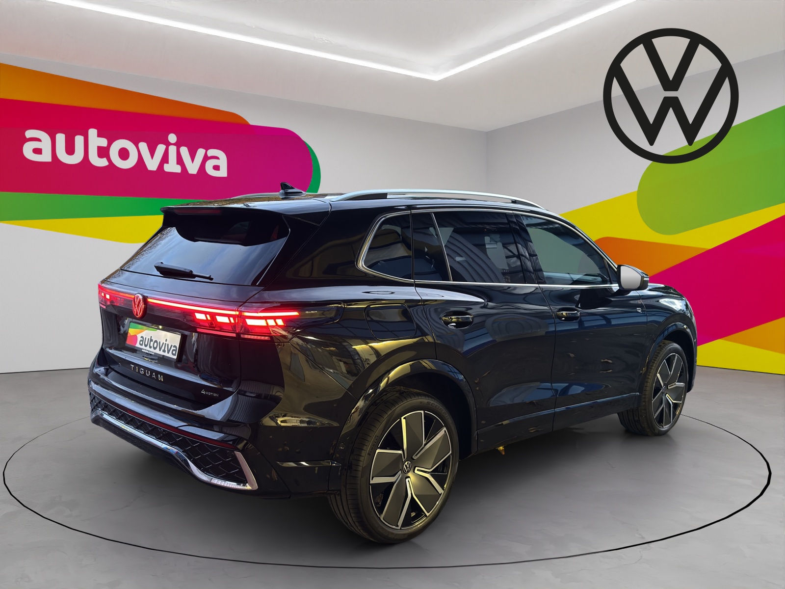 VW Tiguan 2.0 TSI DSG R-Line 4Motion-image-2