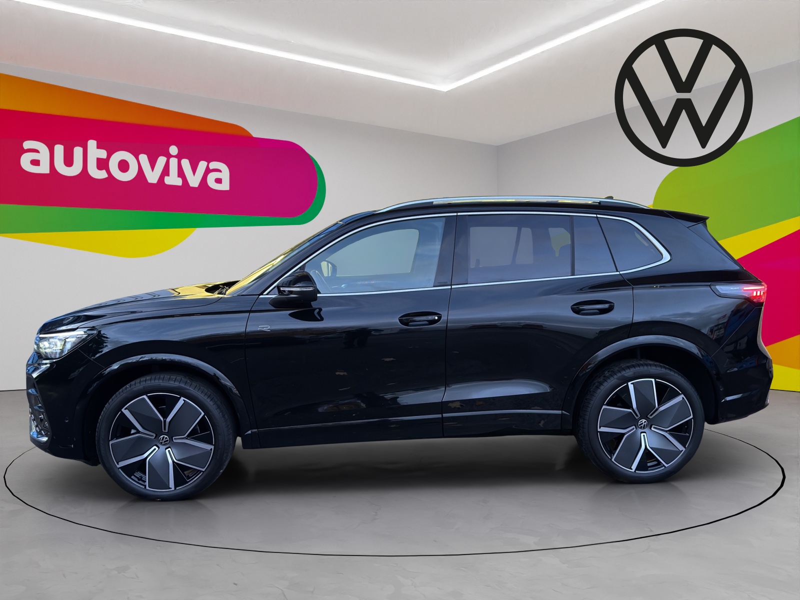 VW Tiguan 2.0 TSI DSG R-Line 4Motion-image-1