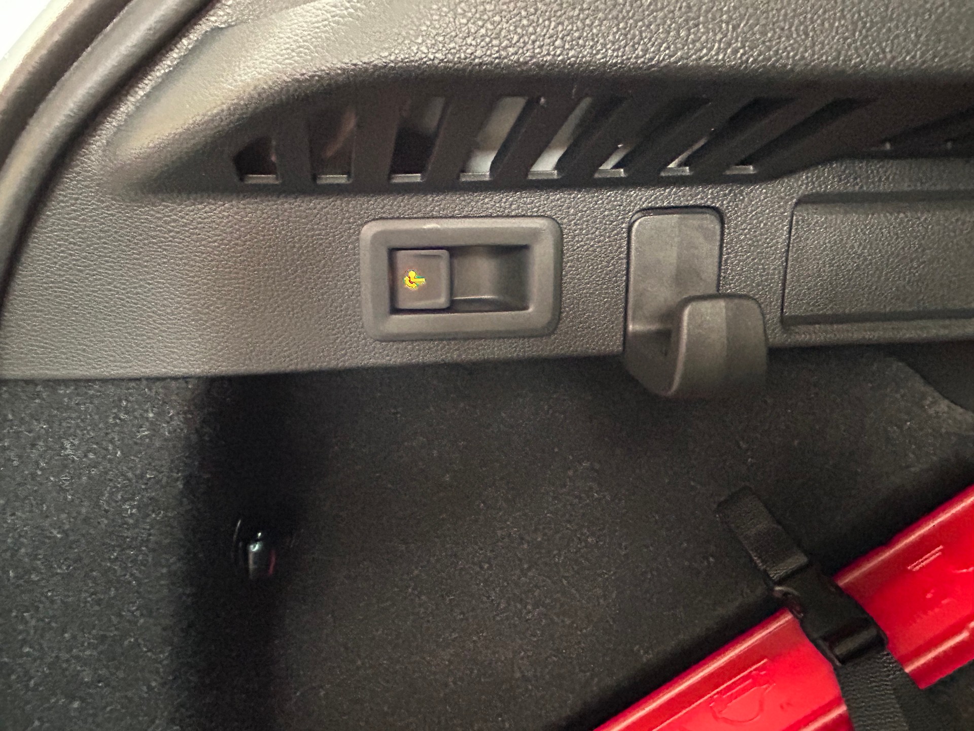 SKODA Kamiq 1.0 TSI Monte Carlo DSG-image-8