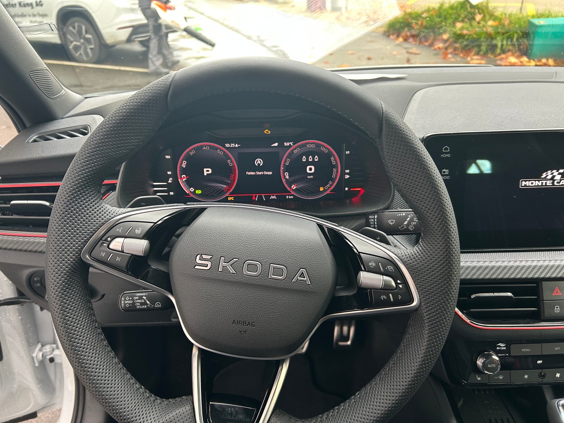 SKODA Kamiq 1.0 TSI Monte Carlo DSG-image-11