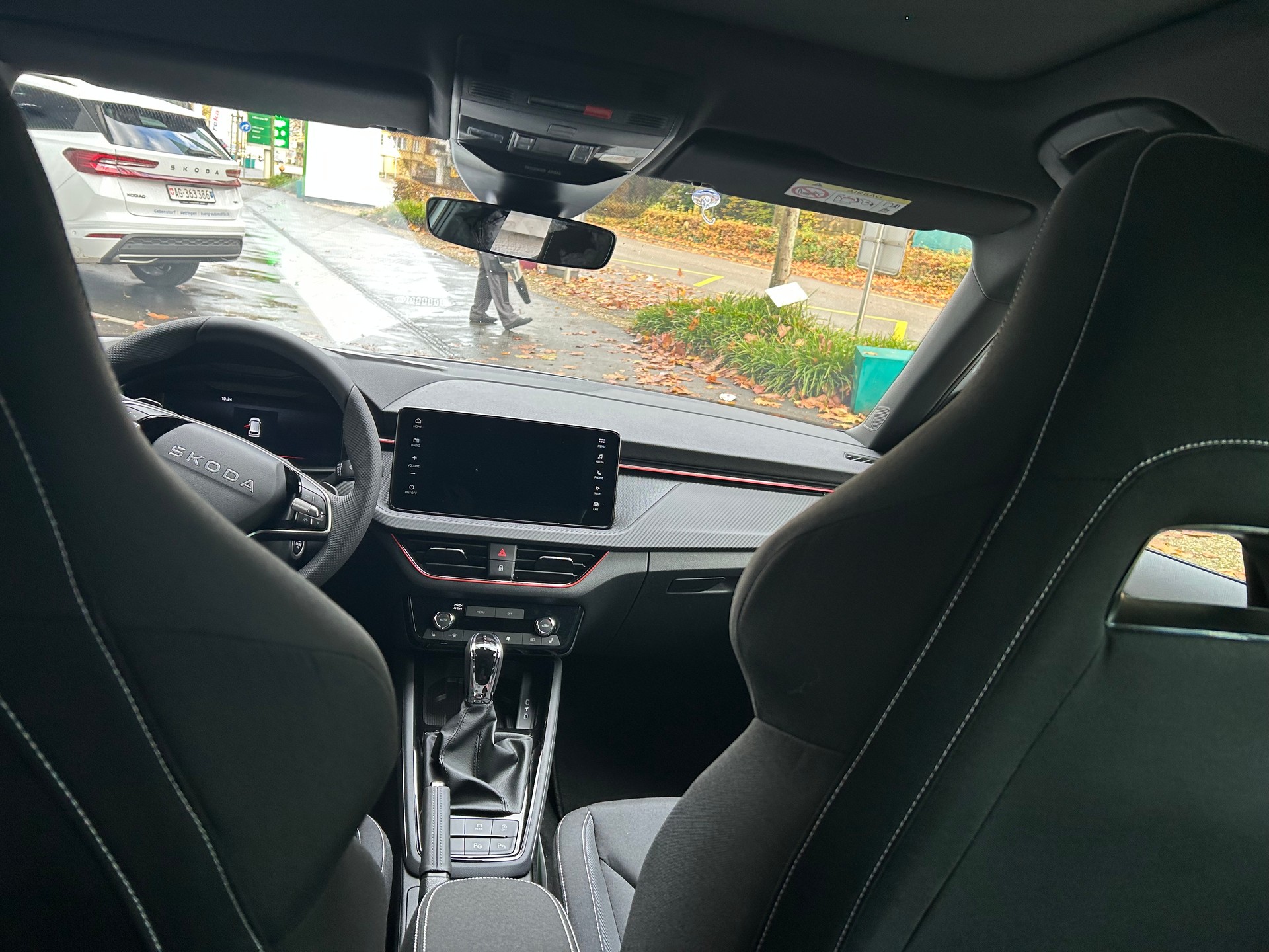 SKODA Kamiq 1.0 TSI Monte Carlo DSG-image-13