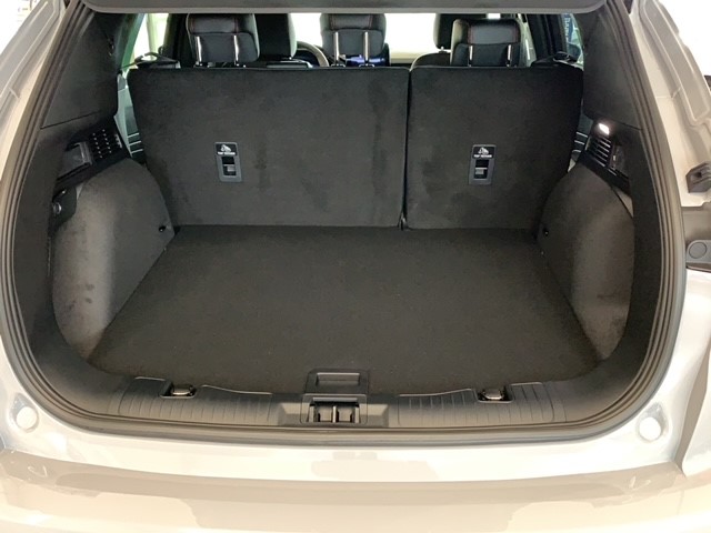 FORD Kuga 2.5 Plug-in Hybrid Graphite Tech Edition-image-7