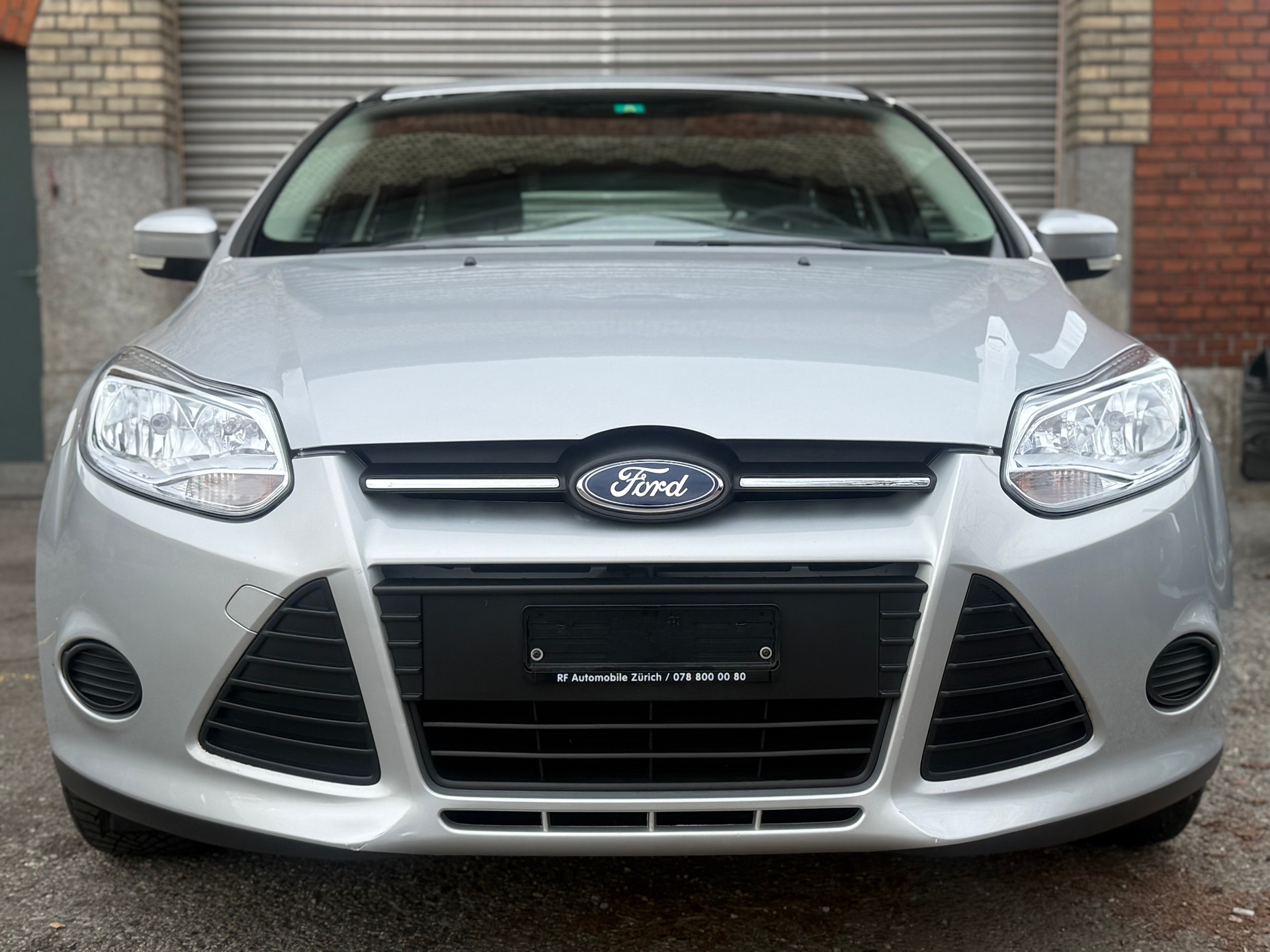 FORD Focus 1.6i VCT Ambiente-image-1