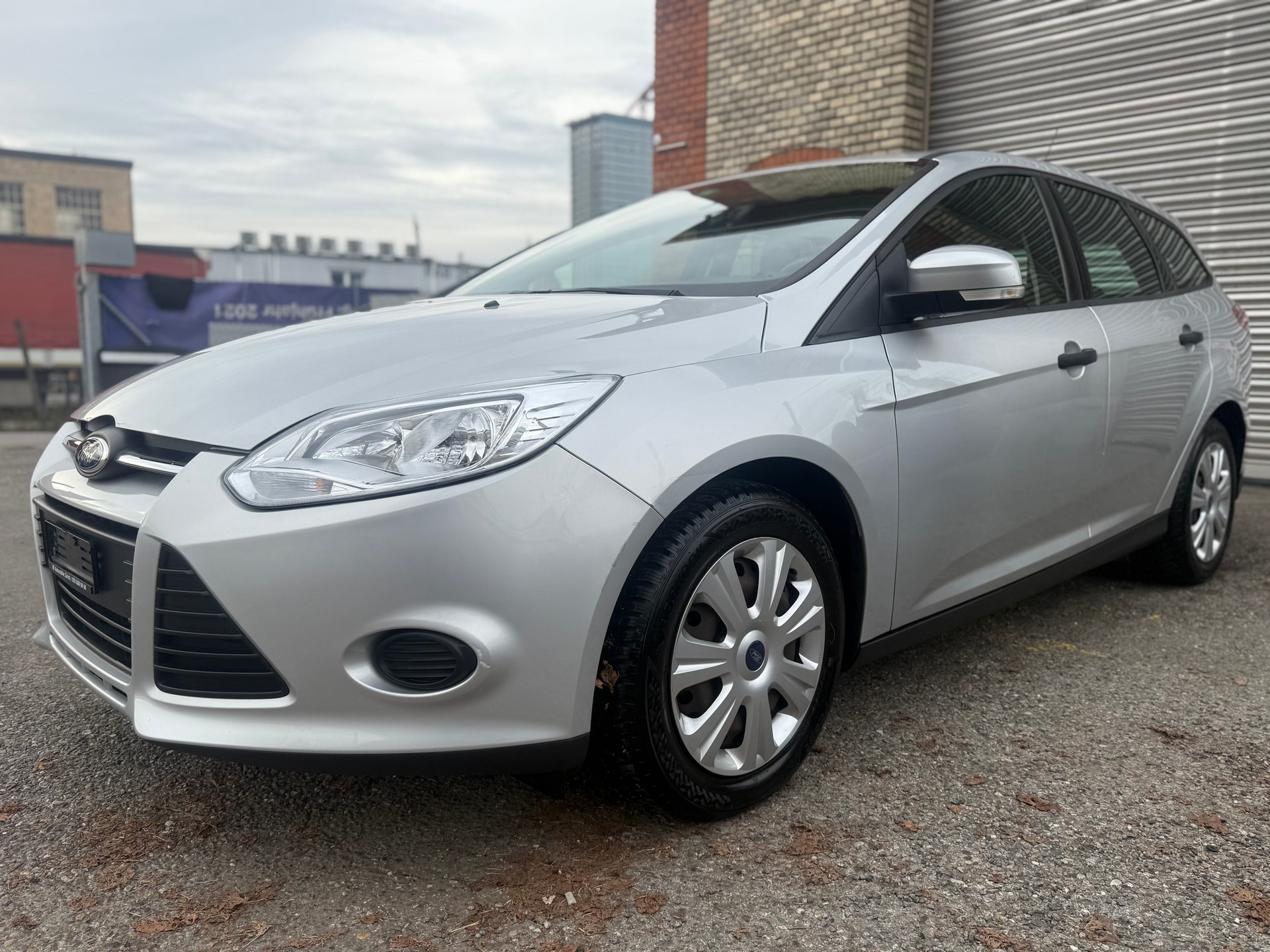 FORD Focus 1.6i VCT Ambiente-image-2
