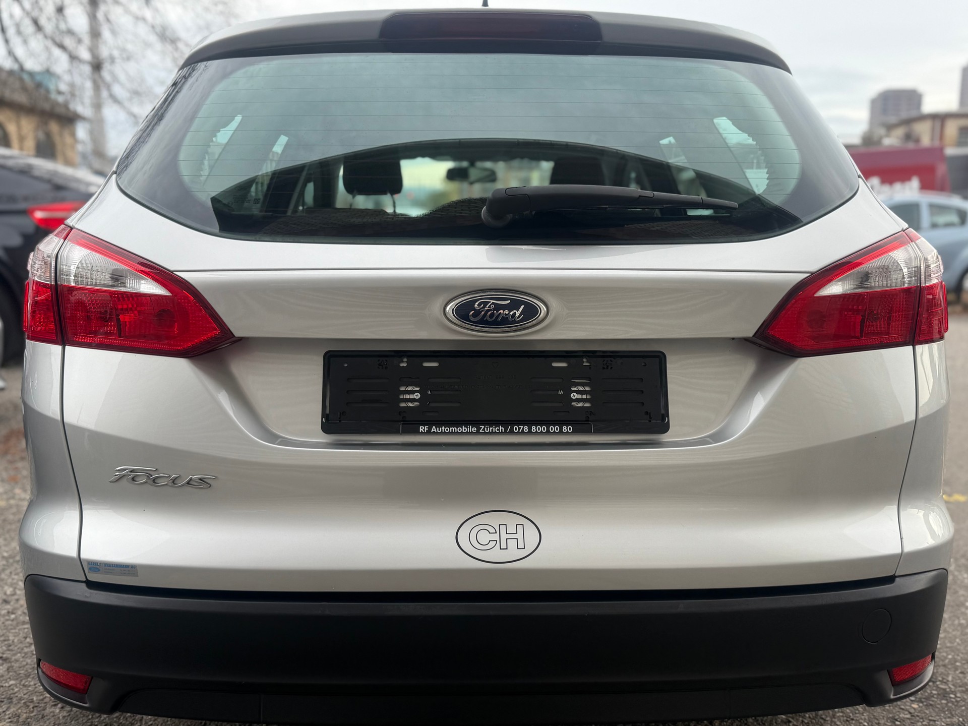 FORD Focus 1.6i VCT Ambiente-image-6