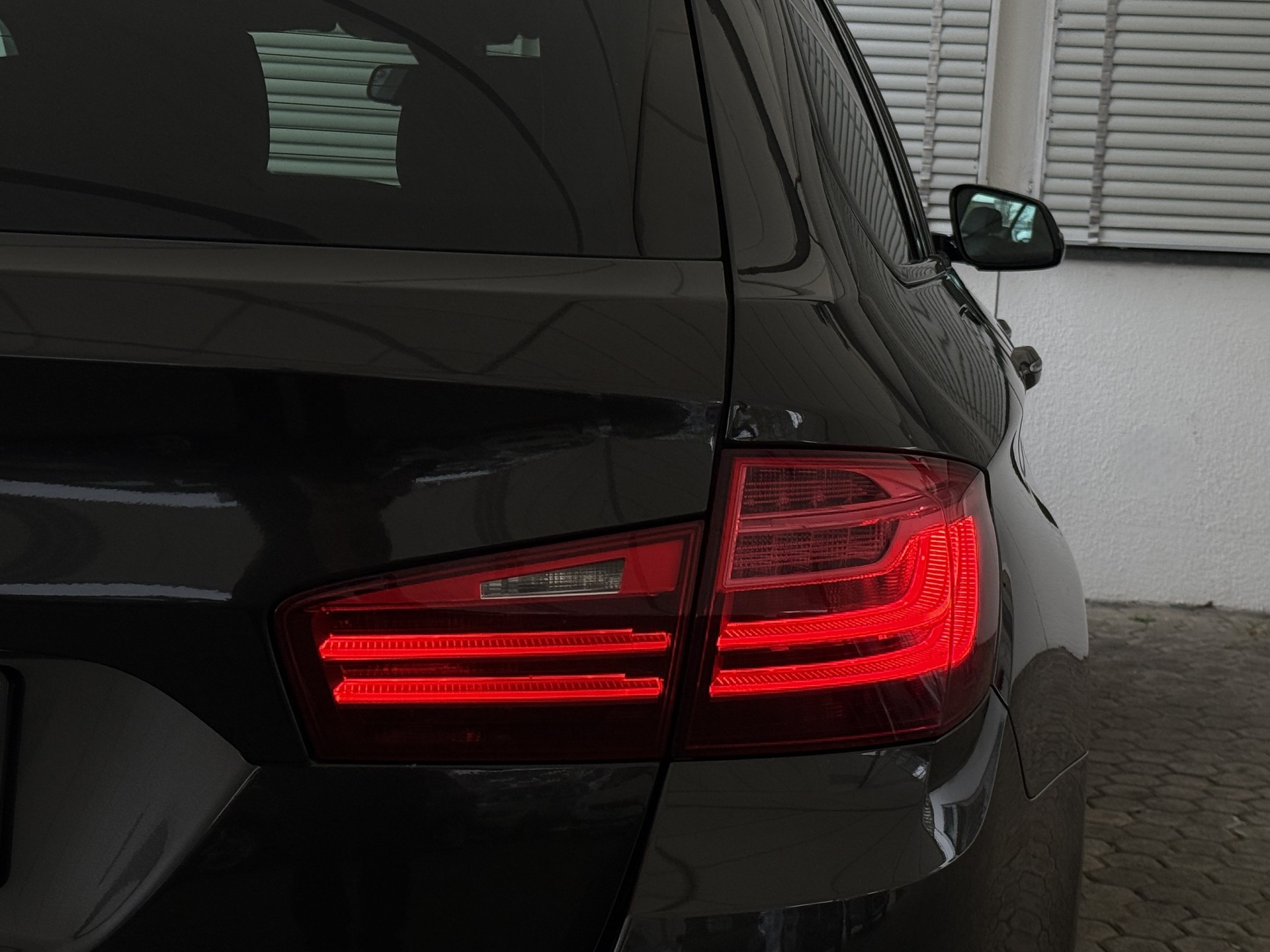 BMW 535d Touring xDrive Steptronic-image-12