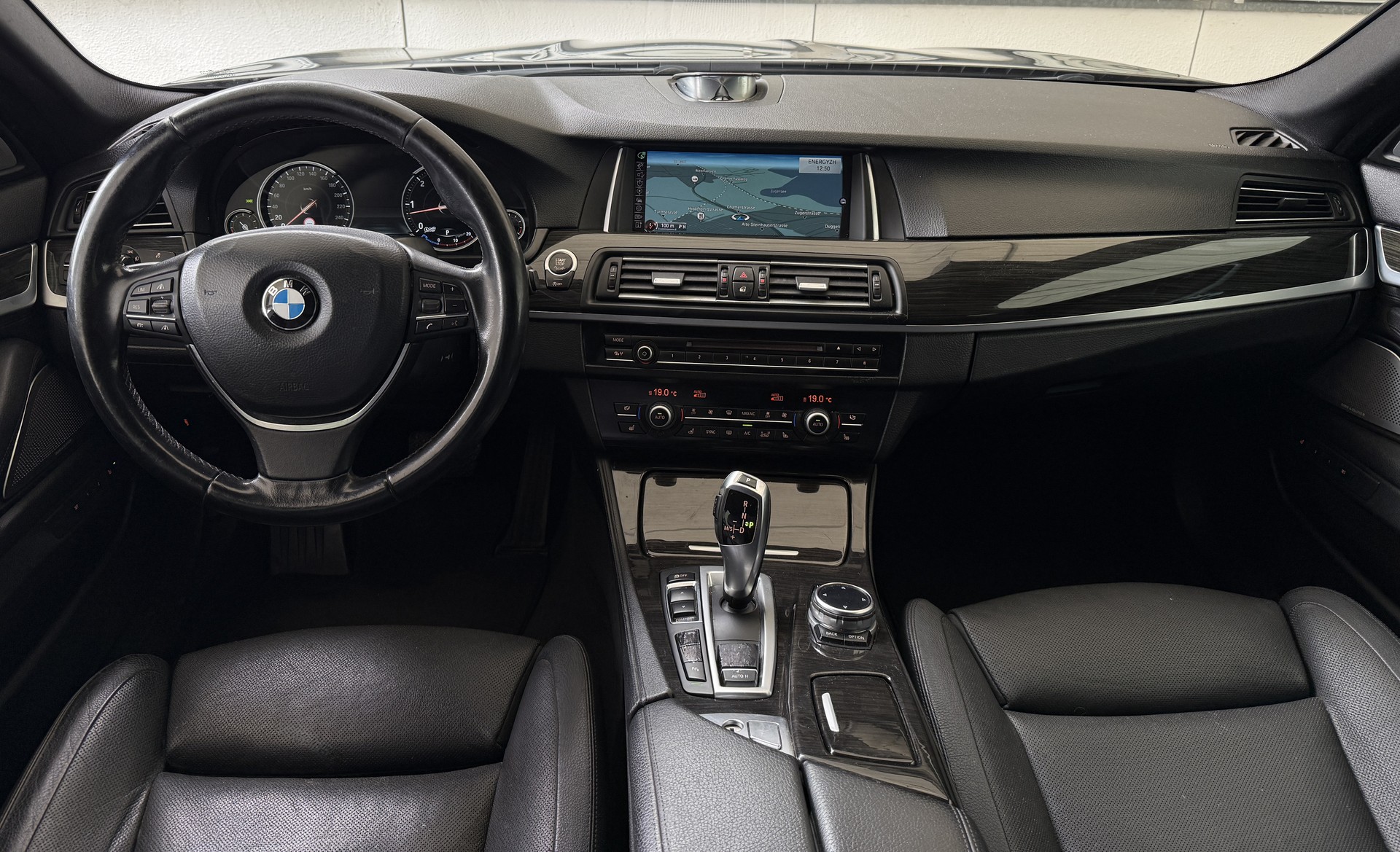 BMW 535d Touring xDrive Steptronic-image-20